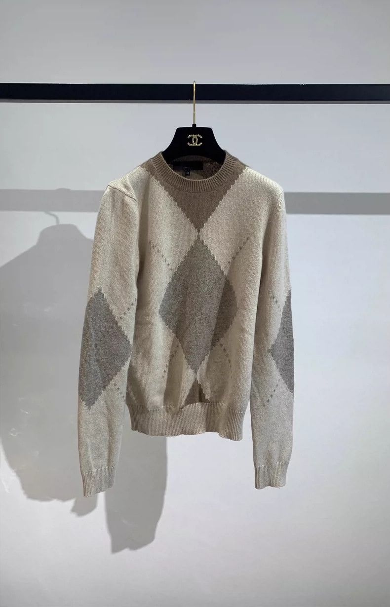Loro Piana LORO PIANA A sheepskin sweater with a round collar and dia Size XS / US 0-2 / IT 36-38 - 1 Thumbnail