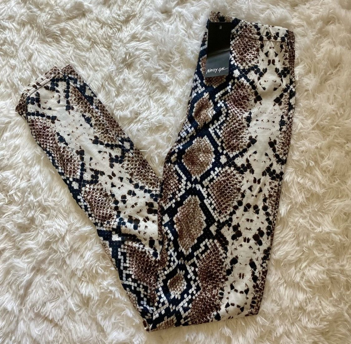 Nasty Gal NASTY GAL SNAKE PRINT HIGH RISE LEGGINGS SIZE 6 Size 28" / US 6 / IT 42 - 1 Thumbnail