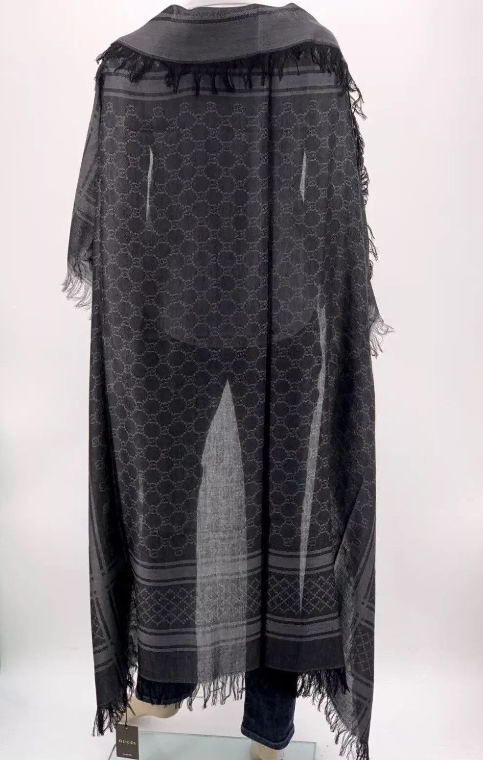Gucci New Gucci Scarves 140x140cm Wool / Silk Size ONE SIZE - 4 Thumbnail
