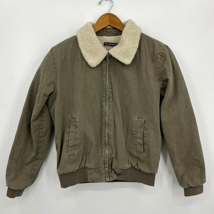 Brandy Melville Sweater Vest S/M (2 items )