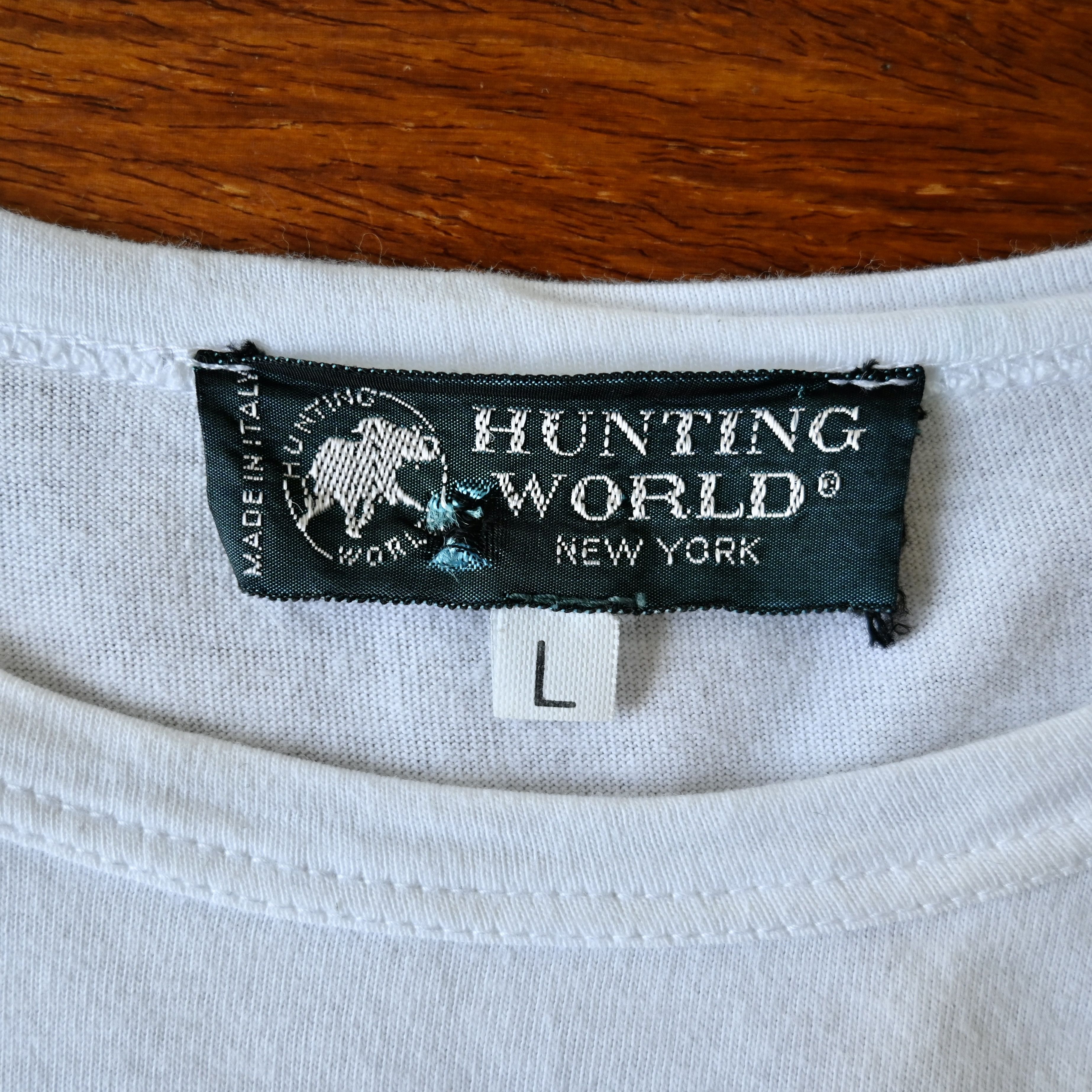 Vintage VTG 2000s HUNTING WORLD tribal chief T-shirt, made in Italy Size US L / EU 52-54 / 3 - 15 Thumbnail