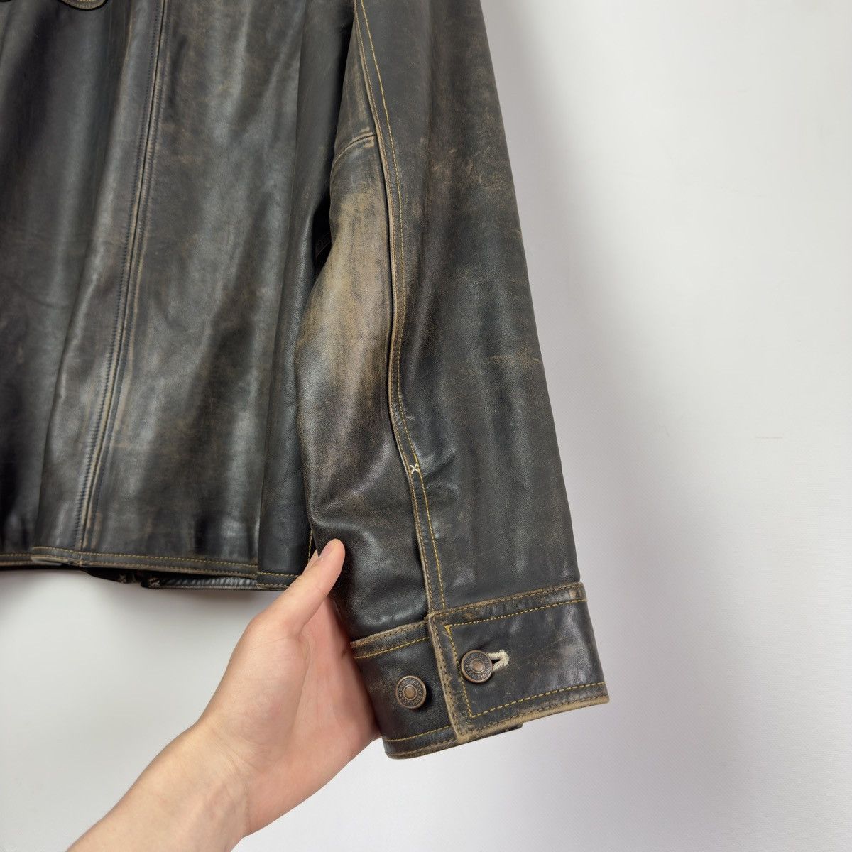 Gap Y2k OLD GAP Distressed Leather Jacket Heavyweight Boxy Faded Size US L / EU 52-54 / 3 - 8 Thumbnail
