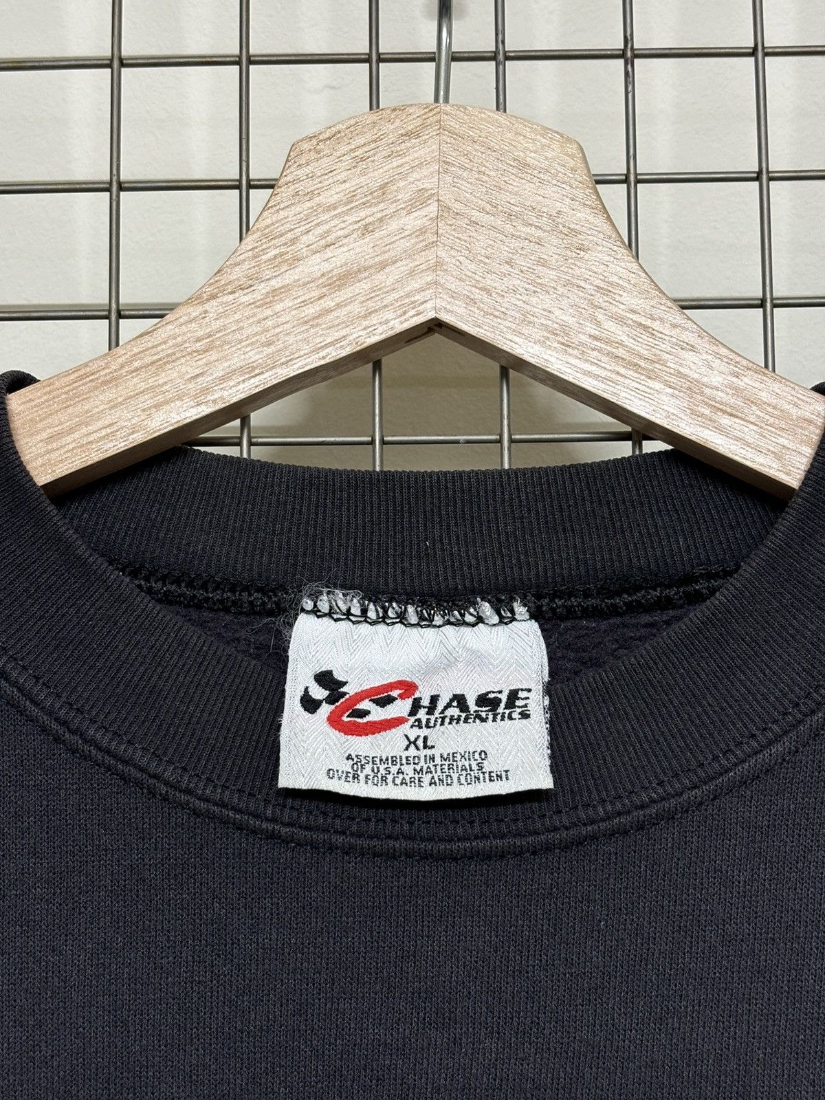 Chase Authentics 🚨FINAL DROP🚨Vintage Dale Earnhardt Nascar Sweatshirt Size US XL / EU 56 / 4 - 4 Thumbnail