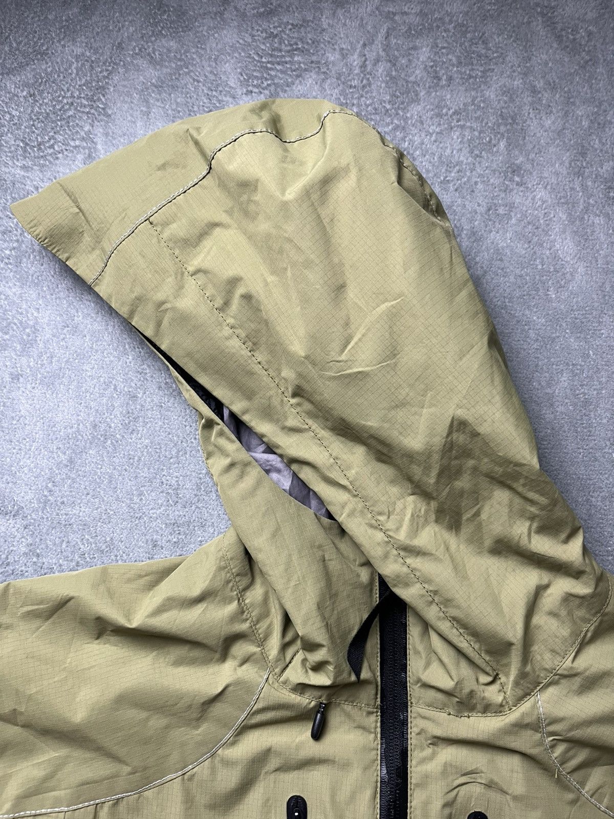 And Wander And Wander - AW/19 Event Dropping Pocket Rain Jacket Size US L / EU 52-54 / 3 - 10 Thumbnail