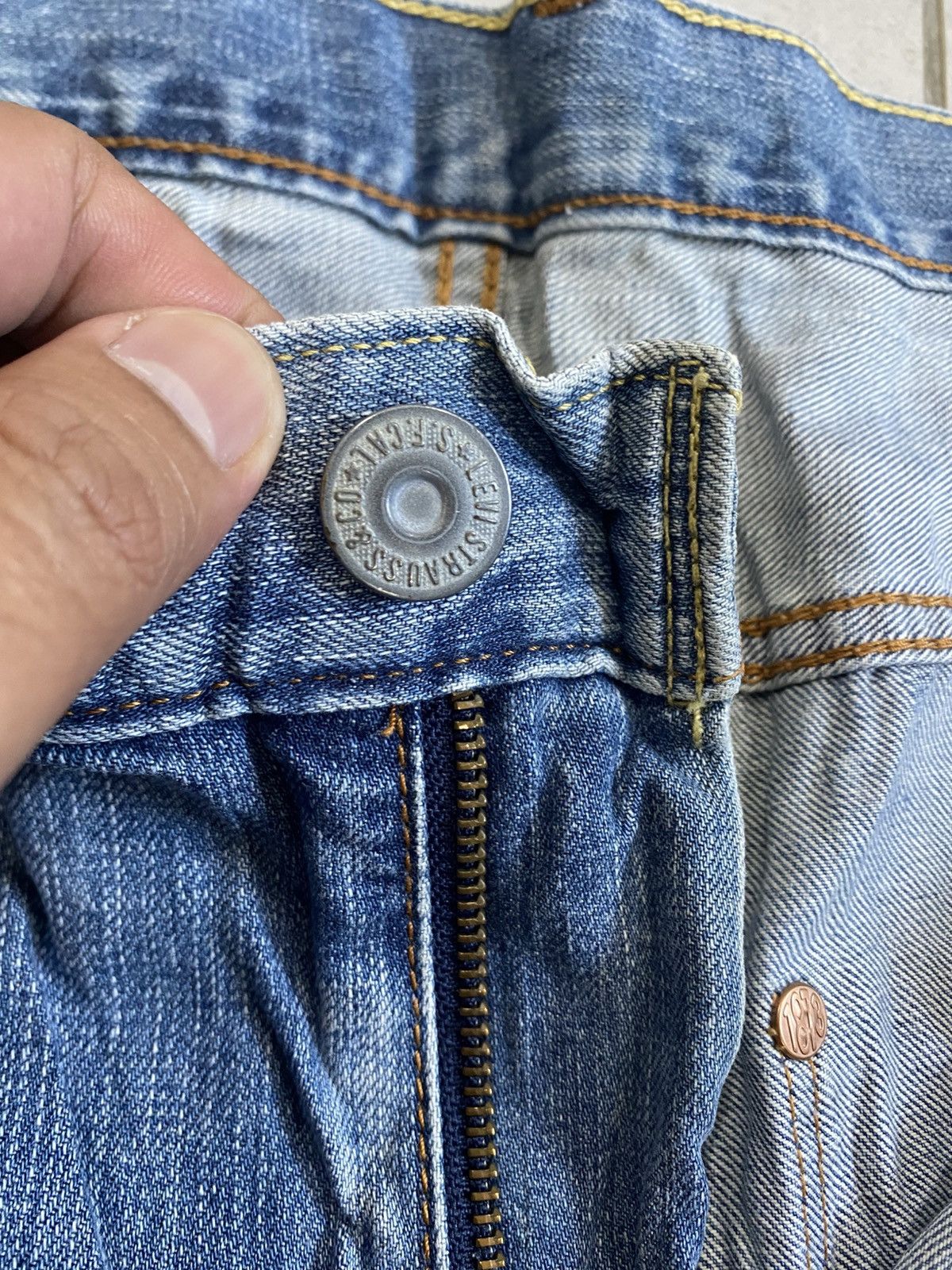 Levi's LEVIS 504 Size US 35 - 16 Thumbnail
