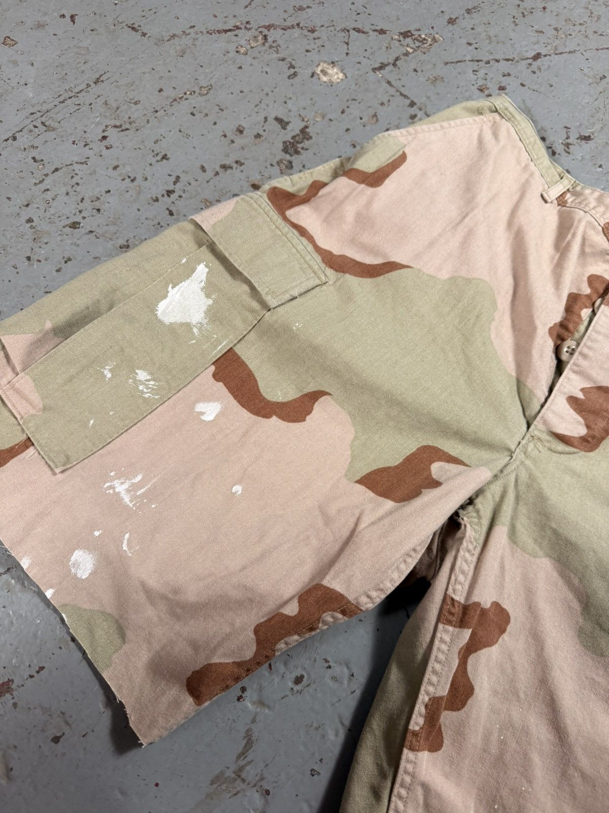 Other Vintage Army Camo Cropped Cargo Shorts Size US 34 / EU 50 - 3 Thumbnail