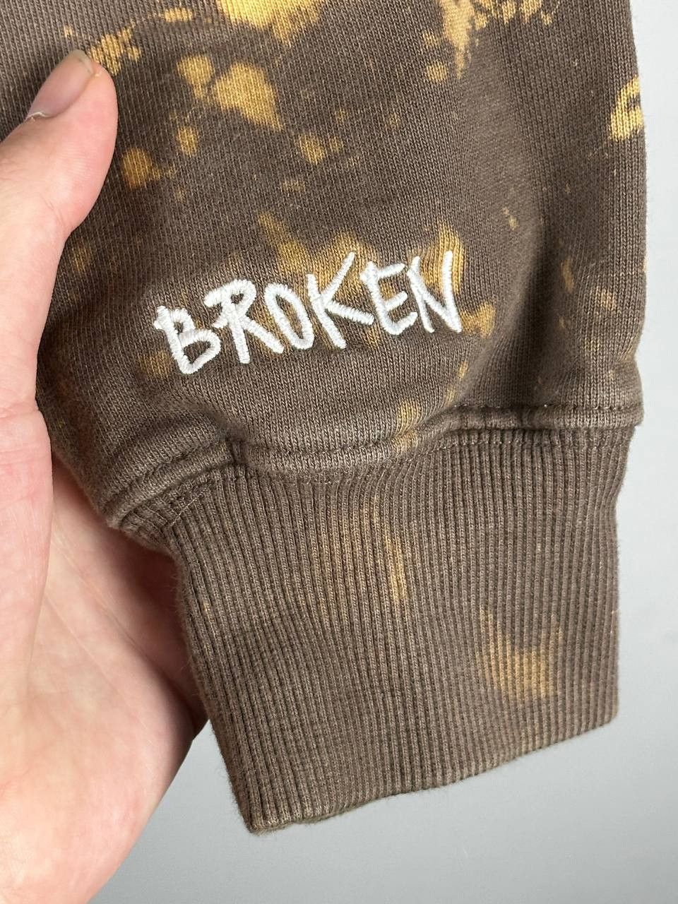 Broken Planet Broken Planet Hoodie “Not From This Planet” Brown Size M Size US M / EU 48-50 / 2 - 7 Thumbnail