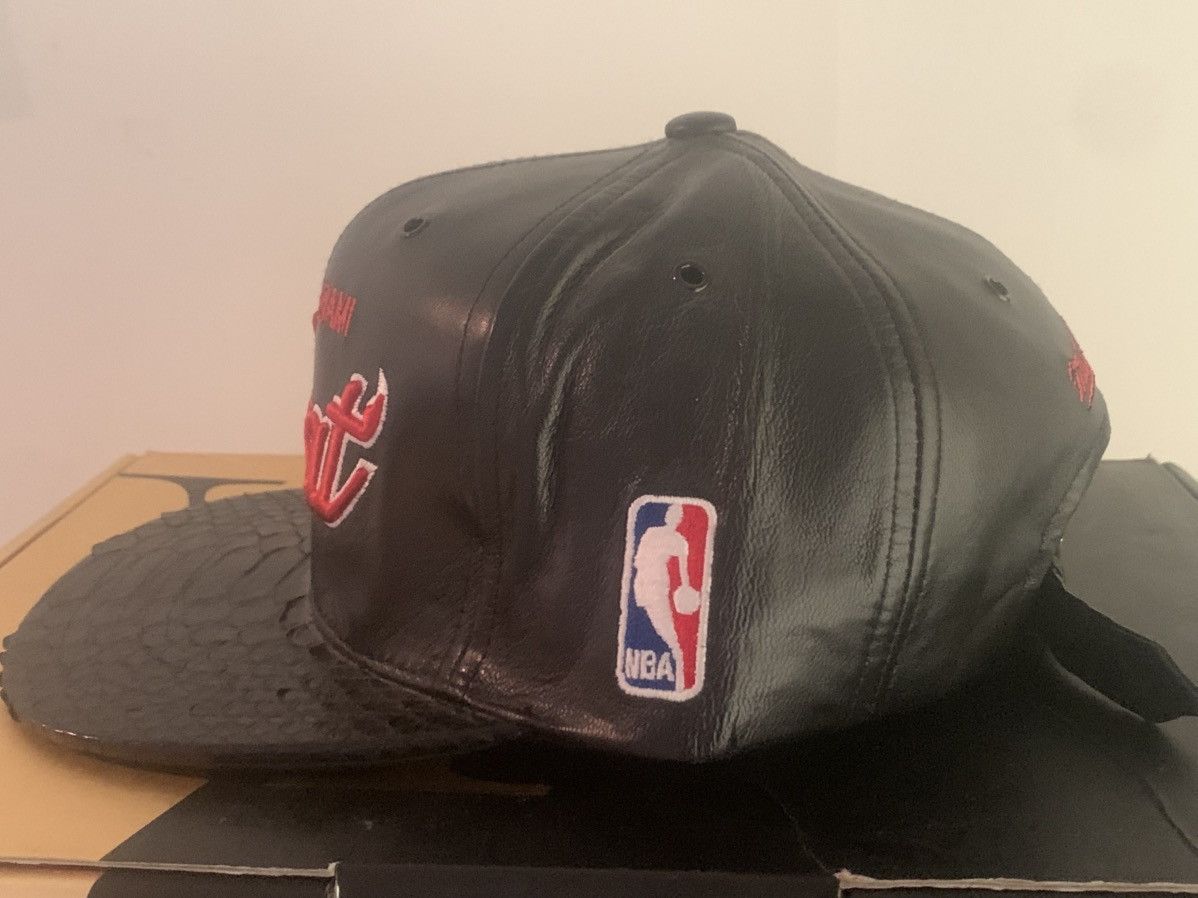Just Don × Mitchell & Ness Just Don miami heat hat Size ONE SIZE - 5 Thumbnail