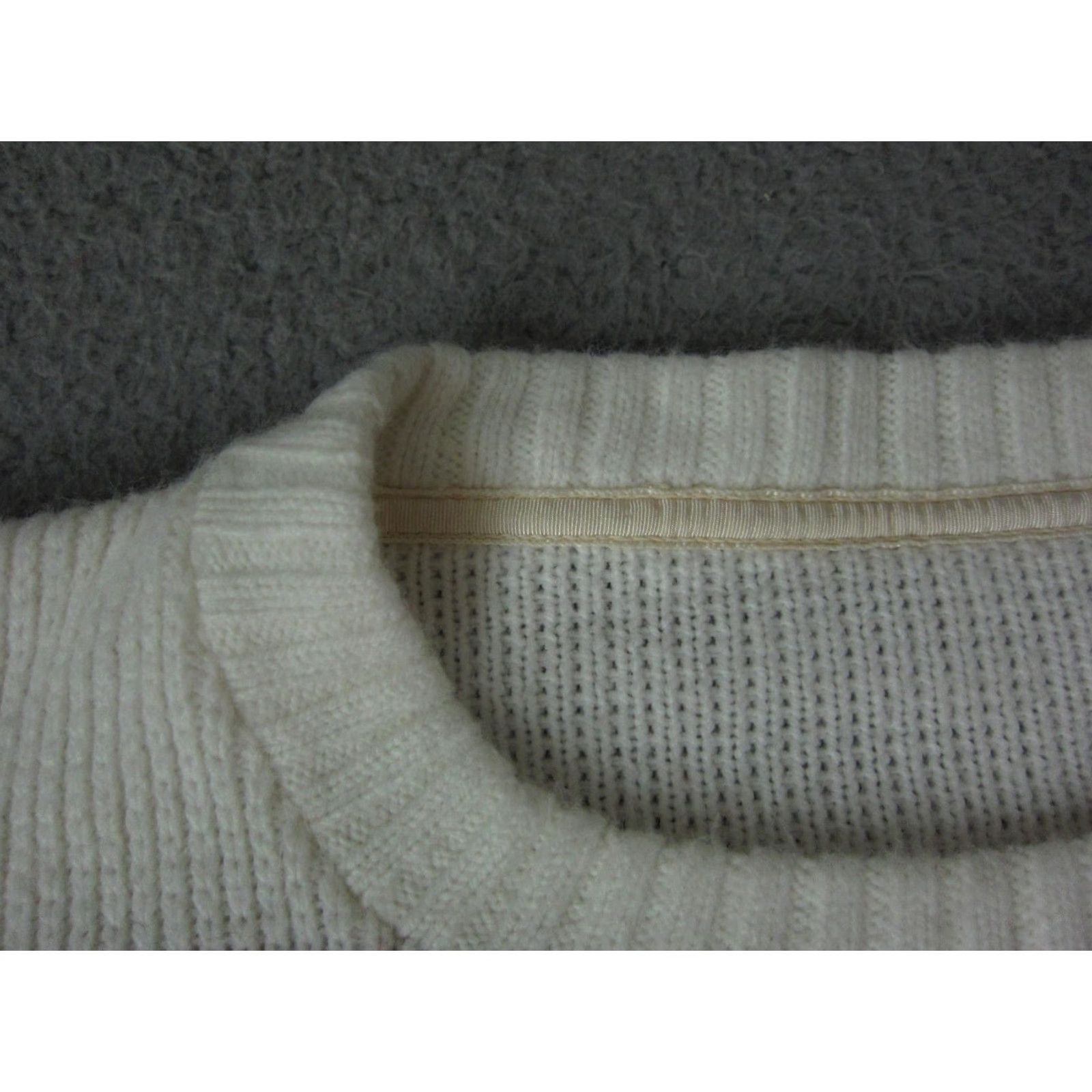 Vintage VINTAGE Sweater Womens M Red Black White Diamond Knit Casual Pullover 80s 90s Womens Size M / US 6-8 / IT 42-44 - 3 Thumbnail