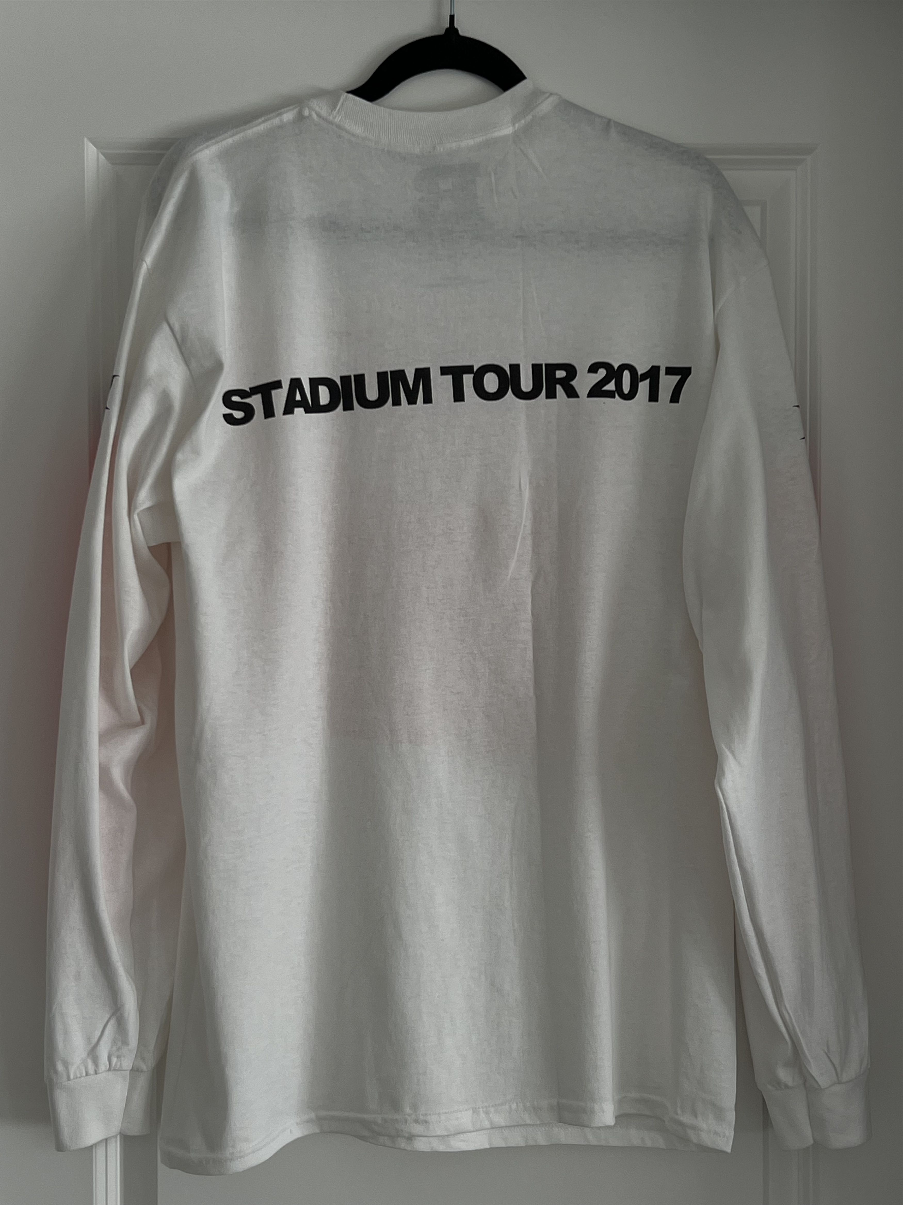 Justin Bieber Justin Bieber Stadium Tour 2017 Long Sleeve T-Shirt Size US L / EU 52-54 / 3 - 5 Thumbnail