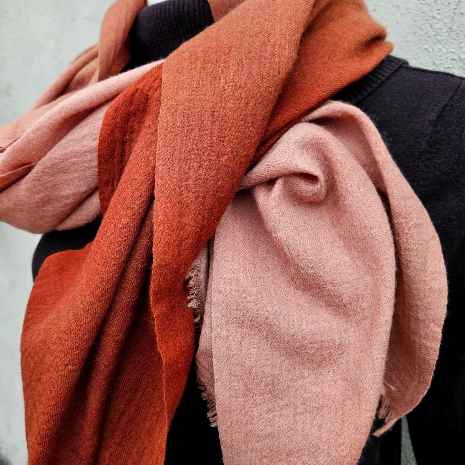 Donna Karan Vintage Donna Karan Signature Wool Shawl Wrap Rust Blush Omb Size ONE SIZE - 13 Thumbnail