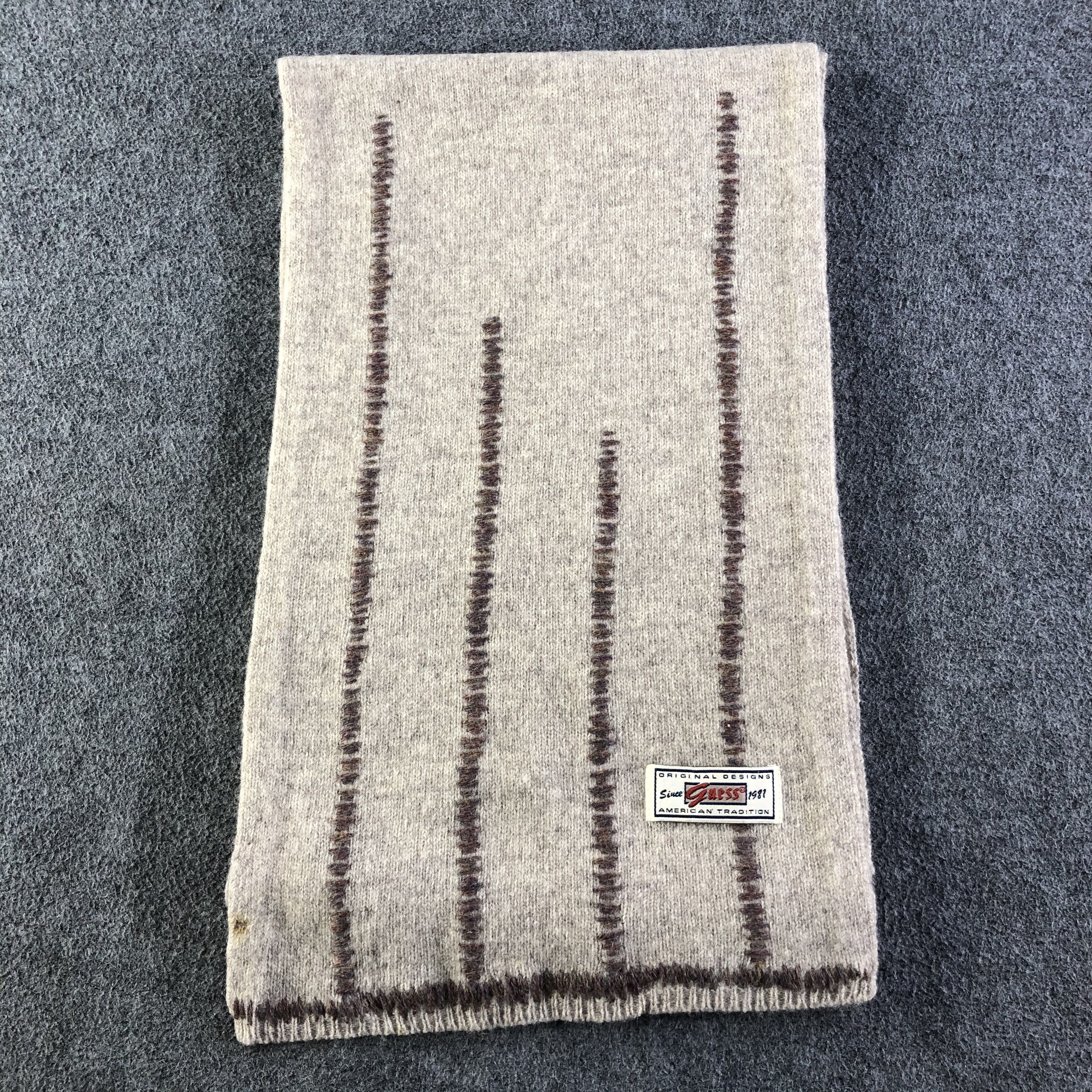 Guess Guess Scarf / Muffler / Neckwear SS1509 Size ONE SIZE - 9 Thumbnail