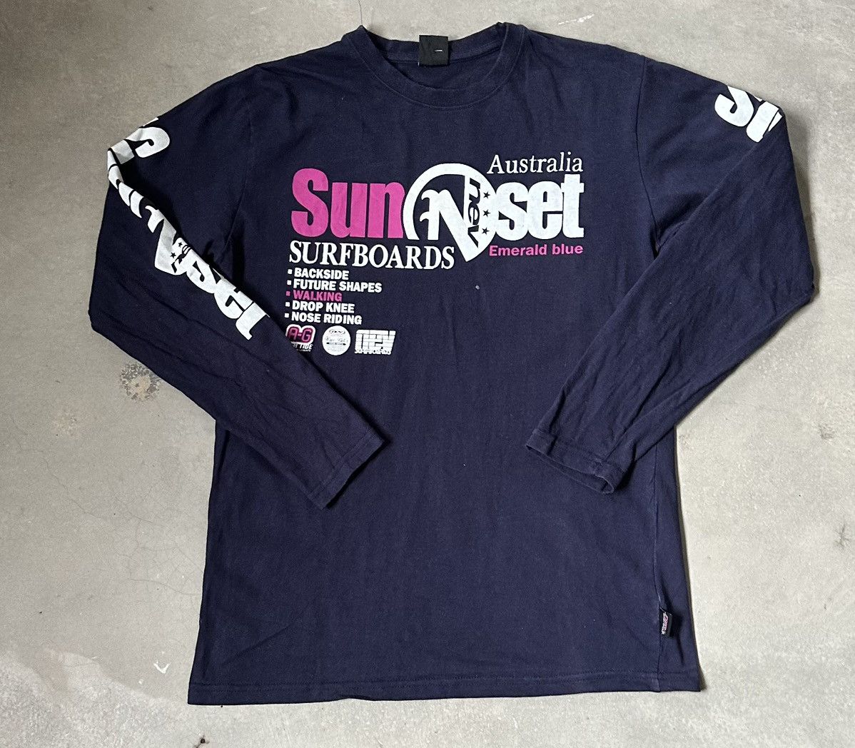 Vintage VINTAGE NEV SUN SURFBOARD LONG SLEEVE TEE Size US M / EU 48-50 / 2 - 2 Thumbnail