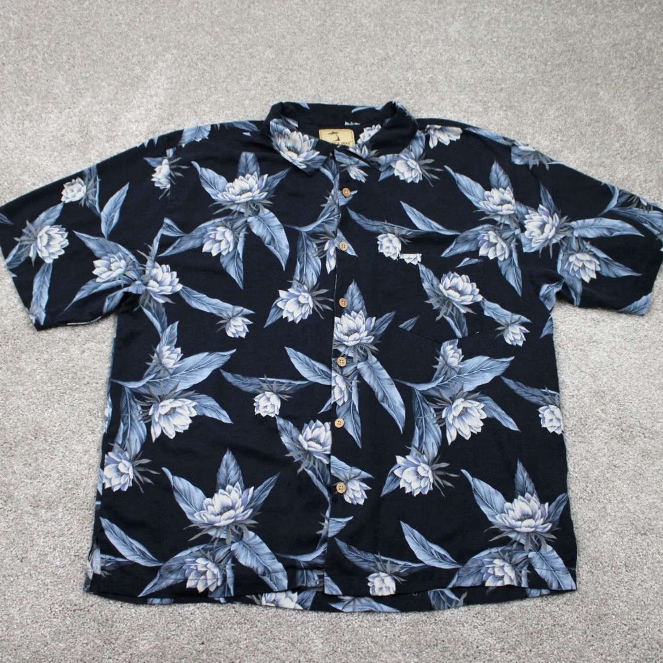 Vintage Jamaica Jaxx Silk Button-Up Floral Camp Shirt Men 2XL Blue S/S Collared Casual/Party/Cocktail All Seasons Shirt Mens 2XL Blue Floral Silk Button-Up Size US XXL / EU 58 / 5 - 2 Thumbnail