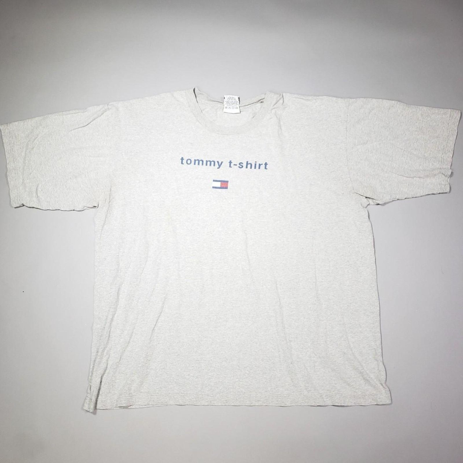 Tommy Hilfiger Vintage 90s Tommy Hilfiger Tee Mens Large Size US L / EU 52-54 / 3 - 2 Thumbnail