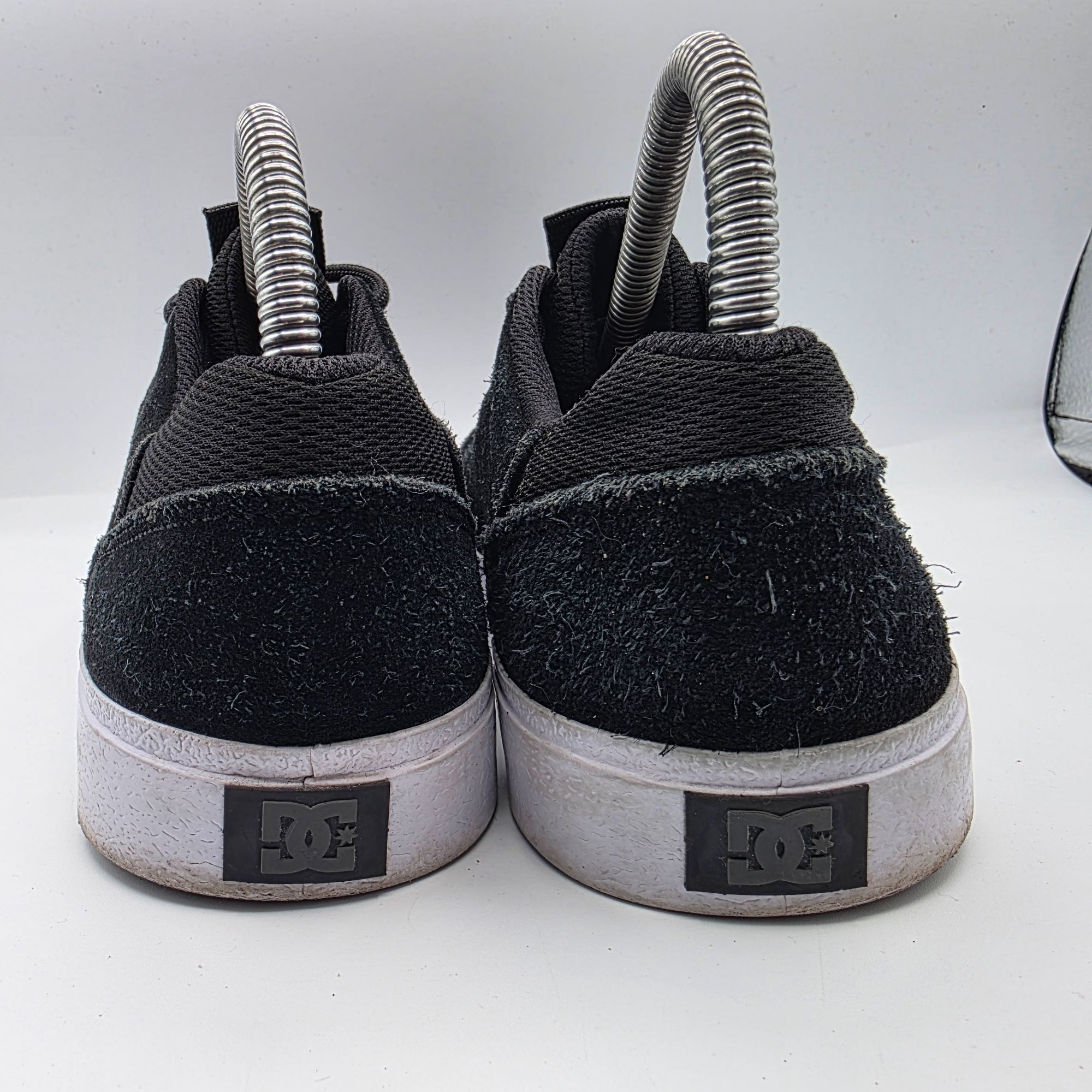 DC DC Shoes Hyde S Mens Size 6.5 Black Sneaker Shoes Casual Ska Size US 6.5 / EU 39-40 - 5 Thumbnail