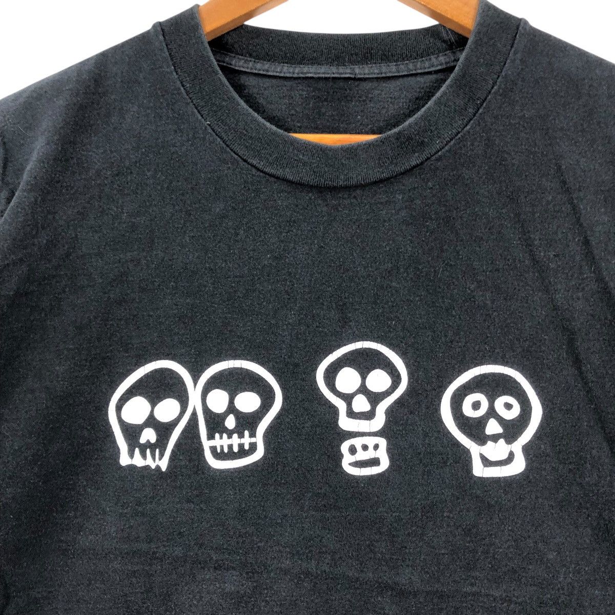 Other Vintage 90s SKULL SKATES SKATEBOARD Black T-Shirt Size US M / EU 48-50 / 2 - 4 Thumbnail