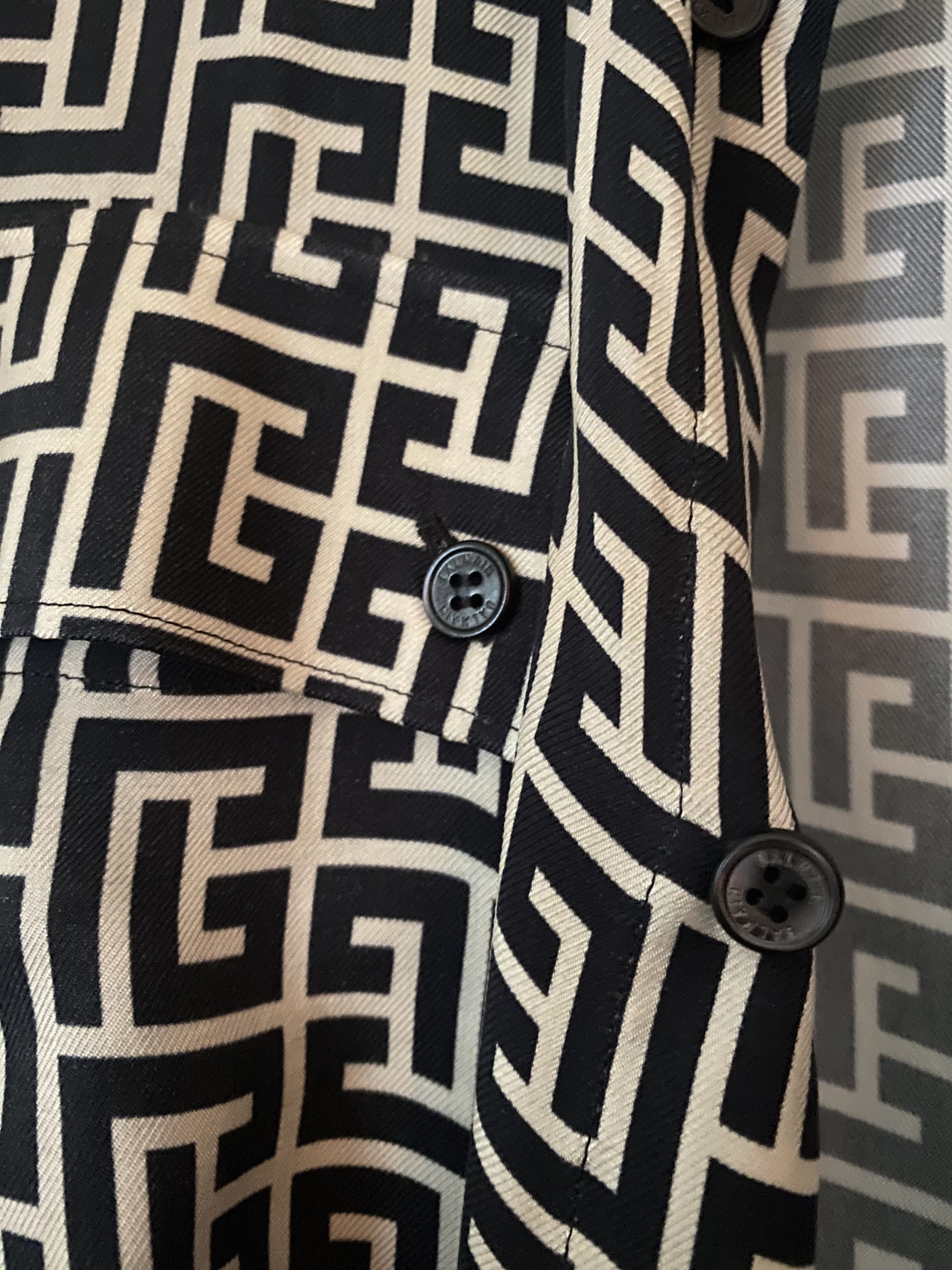 Balmain Balmain Long-Sleeve Allover Logo Pocket Shirt Size US L / EU 52-54 / 3 - 5 Thumbnail