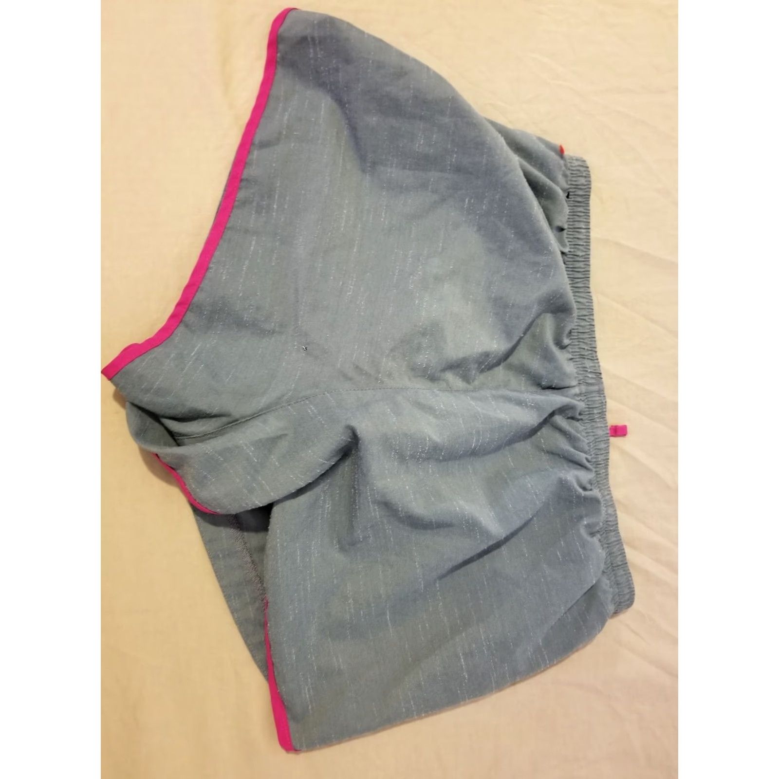 Nike Womens Nike Shorts L Large Grey Gray Athletic Gym Workout Womens Size 36" / US 14 / IT 50 - 2 Thumbnail