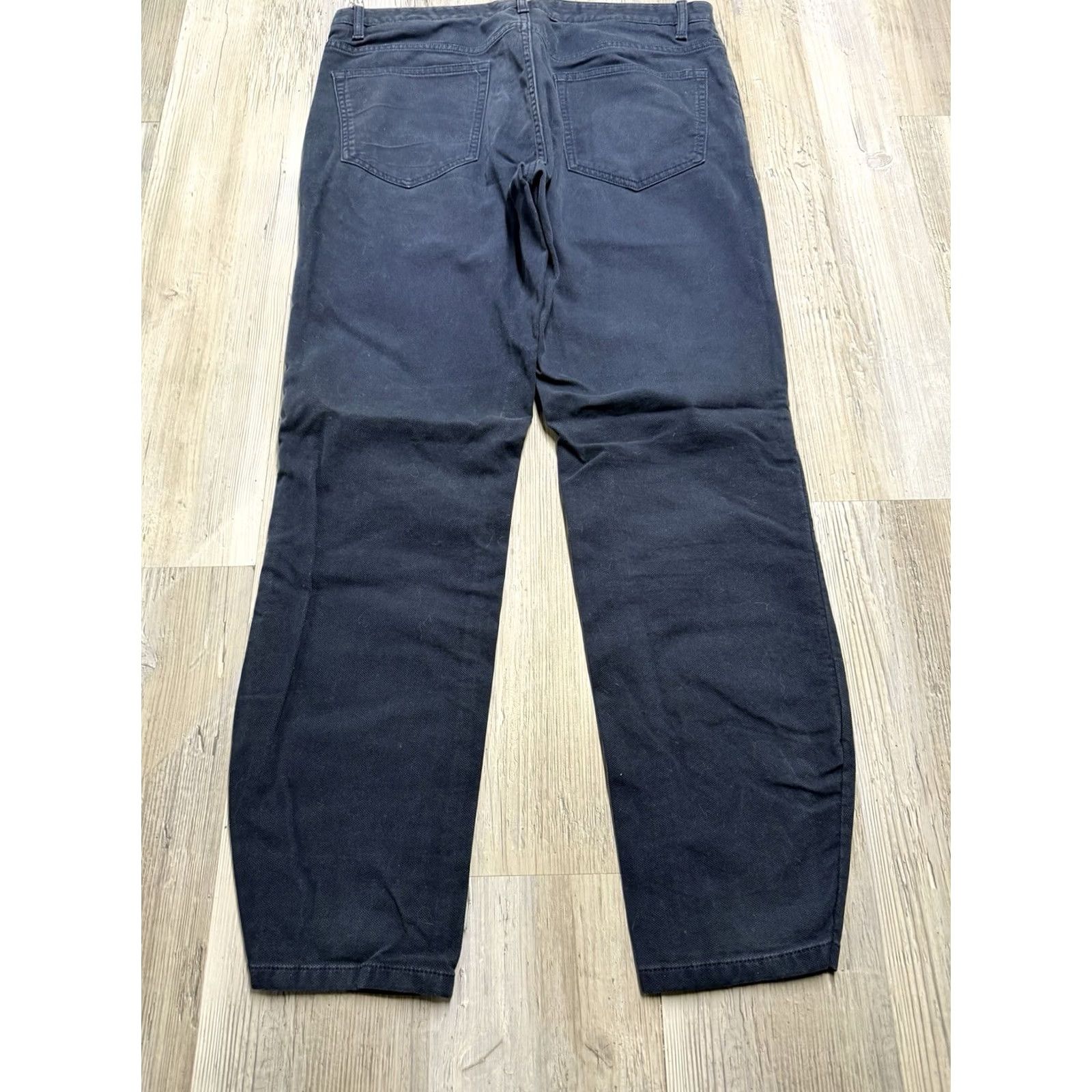 Banana Republic Banana Republic Mens Aiden Fit Tech Canvas Performance Pants Blue Straight Leg 32x30 Regular Knit Polyester Slimming Pockets Stretch Slimming Size US 32 / EU 48 - 2 Thumbnail