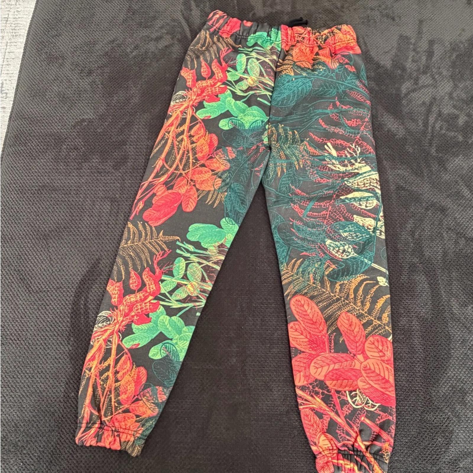 Other Rastah Jungle Print complete Hoodie and Pants size M Size US M / EU 48-50 / 2 - 8 Thumbnail