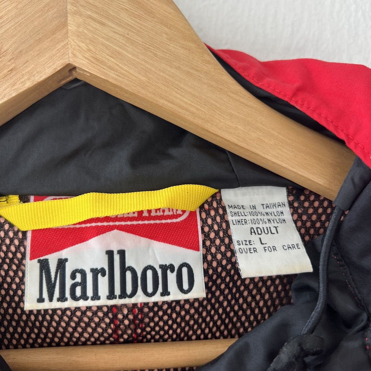 Marlboro × Marlboro Adventure Team × Vintage Vintage 90s Marlboro Unlimited Windbreaker Raincoat Size US XL / EU 56 / 4 - 5 Thumbnail