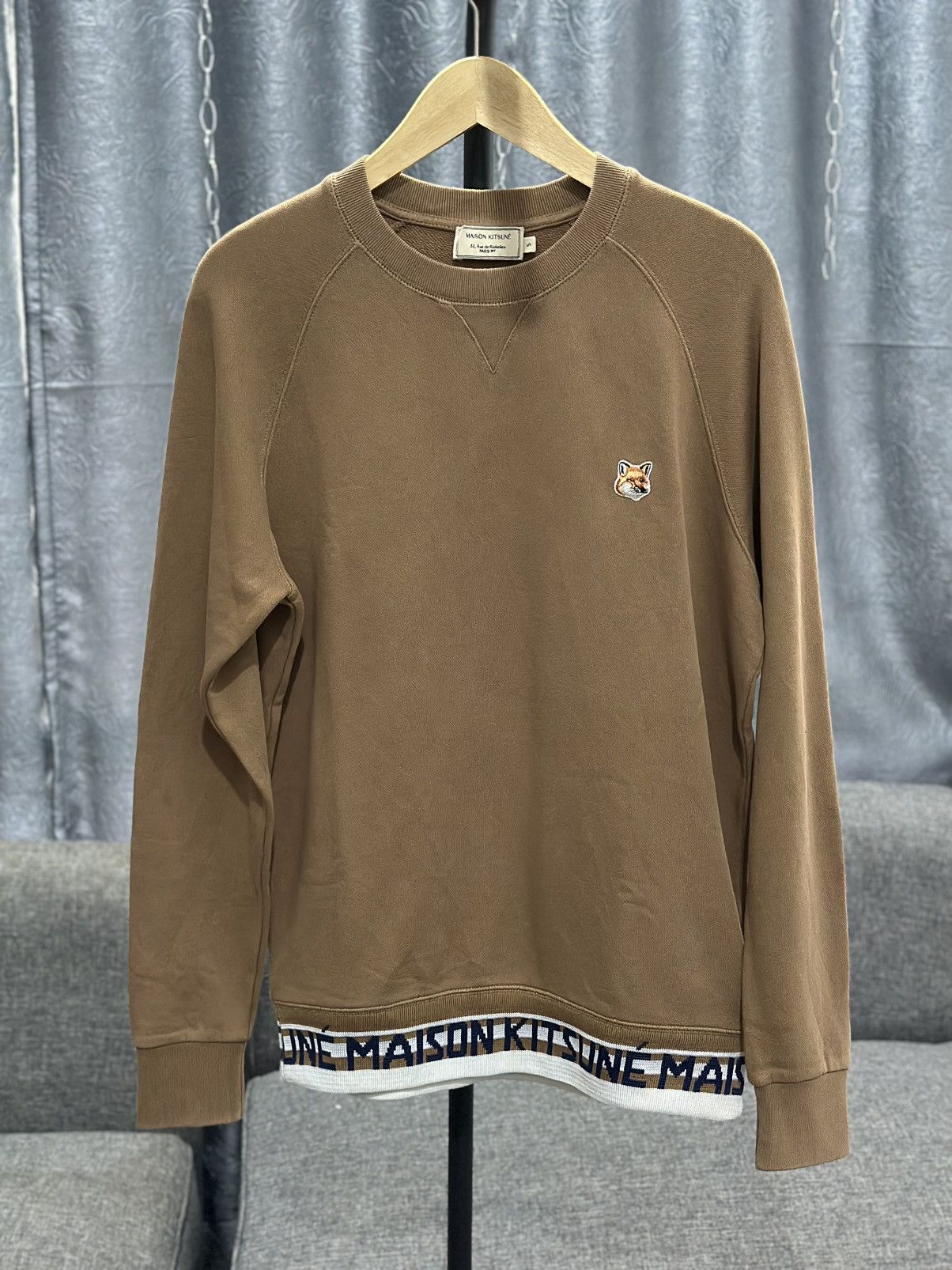 Maison Kitsune Maison Kitsune Fox Head Patch Jacquard Shirt Size US M / EU 48-50 / 2 - 1 Thumbnail