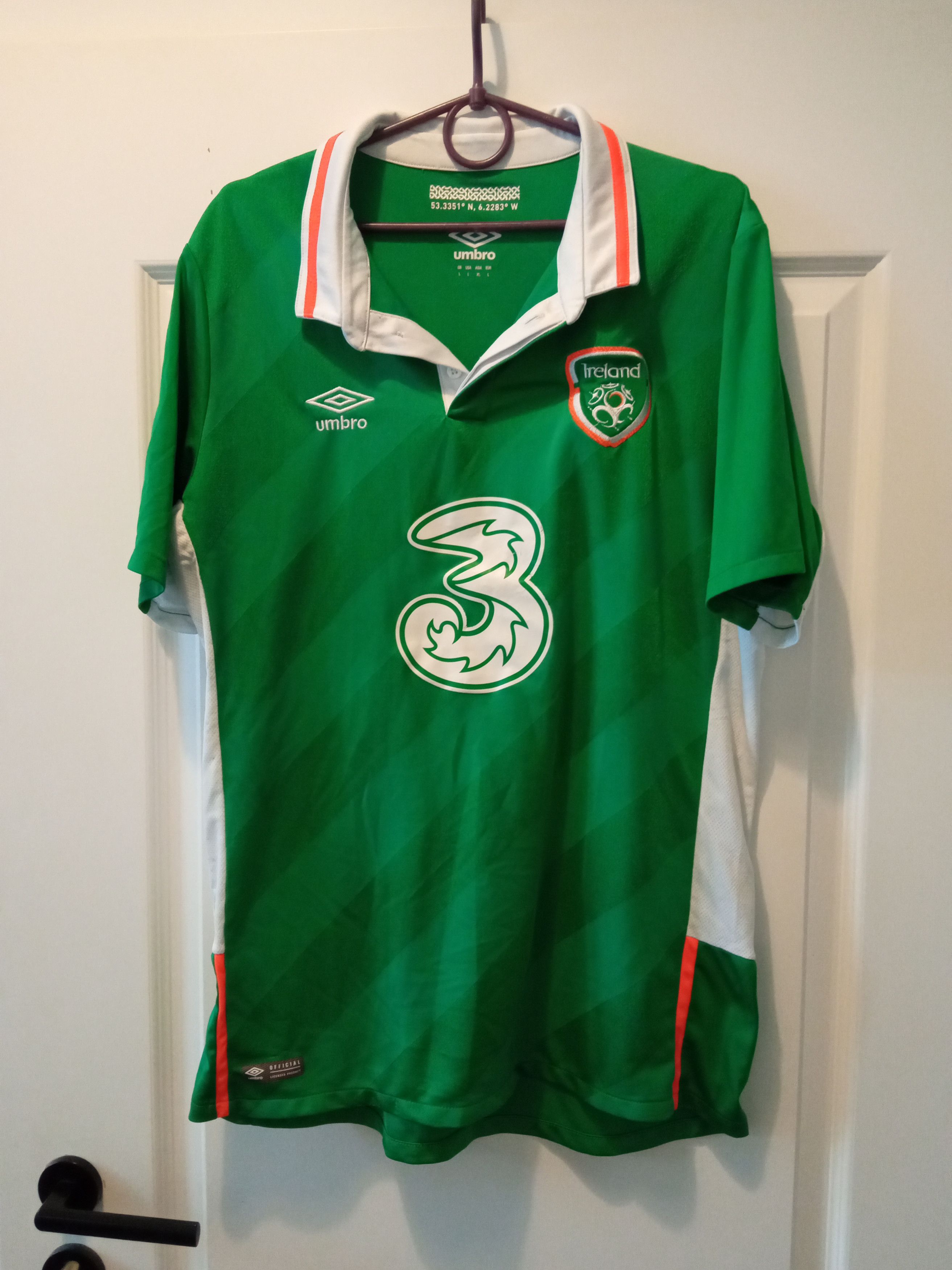 Umbro × Vintage Republic of Ireland Home football shirt 2016 - 2018 Size US L / EU 52-54 / 3 - 1 Thumbnail