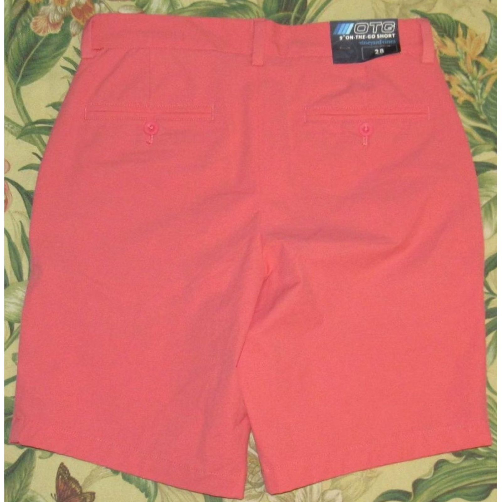 Vineyard Vines VINTAGE 8 VINEYARD VINES Mai Tai Pink 9" On The Go Chino Shorts M 28 NWT Size US 31 - 3 Thumbnail