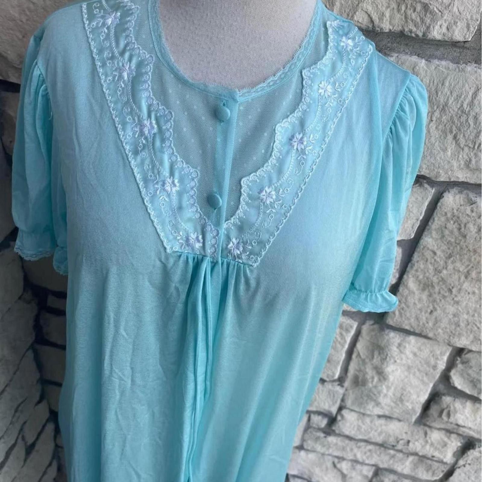 Other Blue nightgown with lace detailing nightwear vintage medium Size ONE SIZE - 2 Thumbnail
