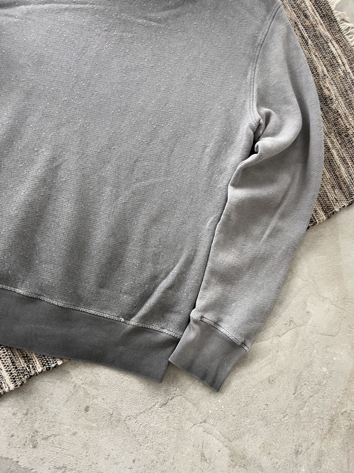Diesel Vintage Diesel Grey Faded Big Logo Avantgarde Sweatshirt Y2K Size US L / EU 52-54 / 3 - 16 Thumbnail