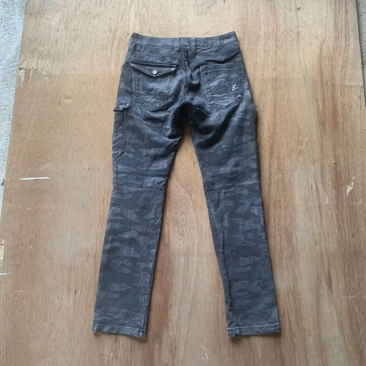 Japanese Brand CAMOUFLAGE 28x31 TROUSERS JAPANESE VINTAGE RIPPED CARGO PANT Size US 28 / EU 44 - 10 Thumbnail