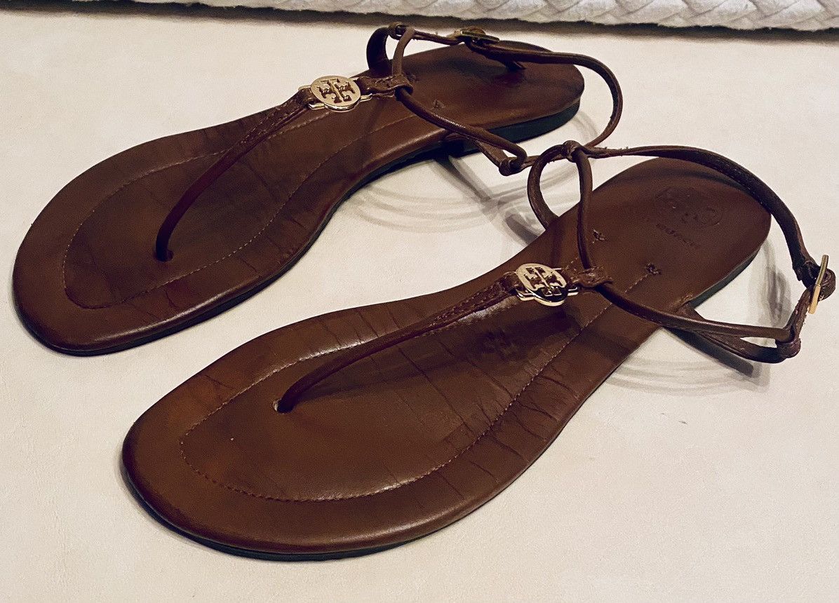 Tory Burch Tory Burch Brown Logo Coin T-Strap Leather Emmy Sandals 10.5 Size US 10.5 / IT 40.5 - 8 Thumbnail