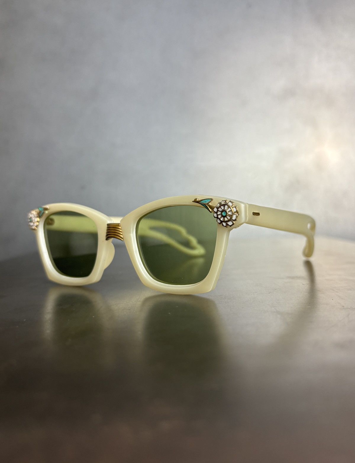 Other × Vintage 1950s Sunglasses True Vintage Jewelled Western Turanette MCM Size ONE SIZE - 2 Thumbnail