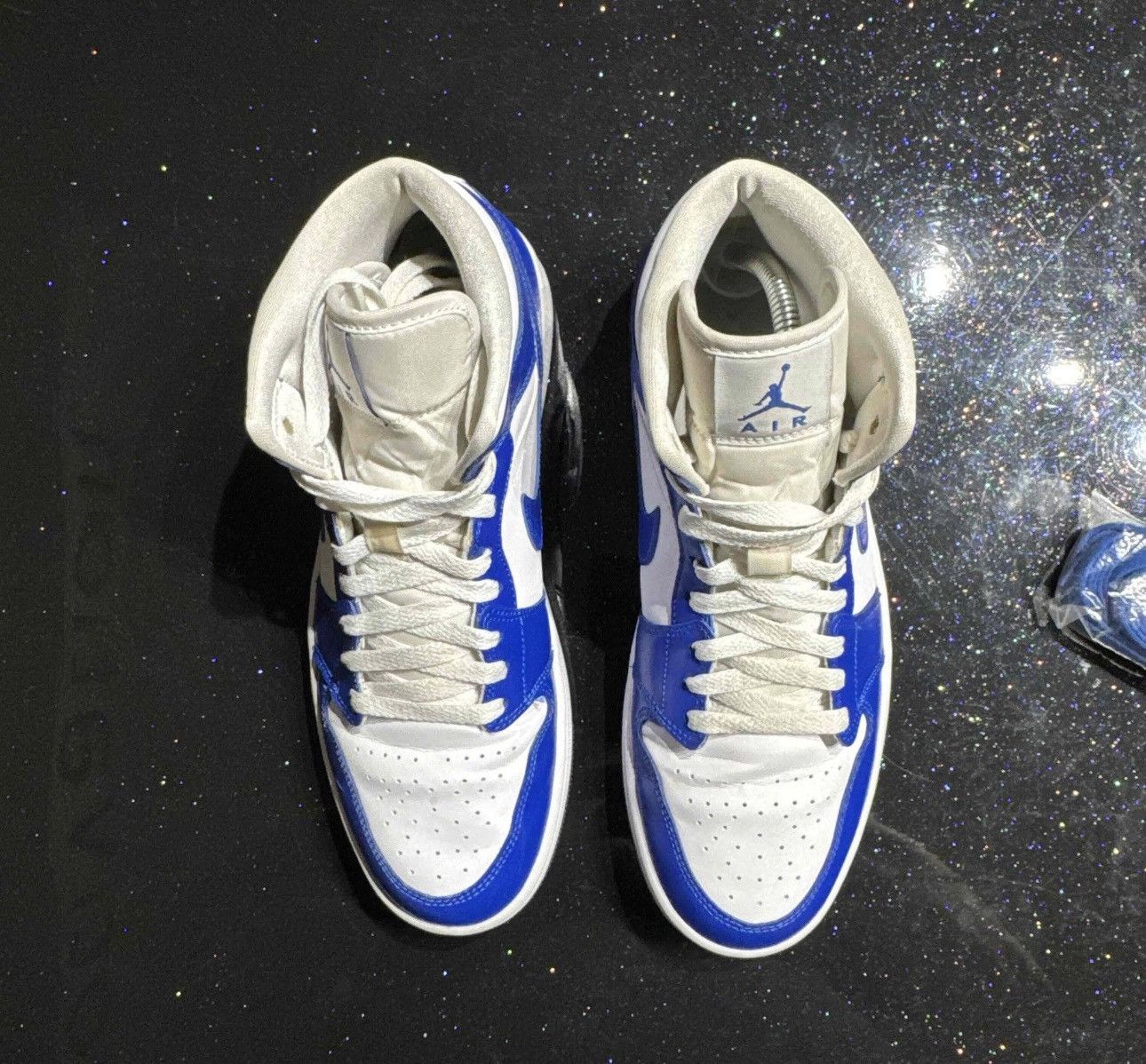 Jordan Brand Air Jordan 1 Mid ‘Kentucky Blue’ Wmns Size US 10 / EU 43 - 3 Thumbnail