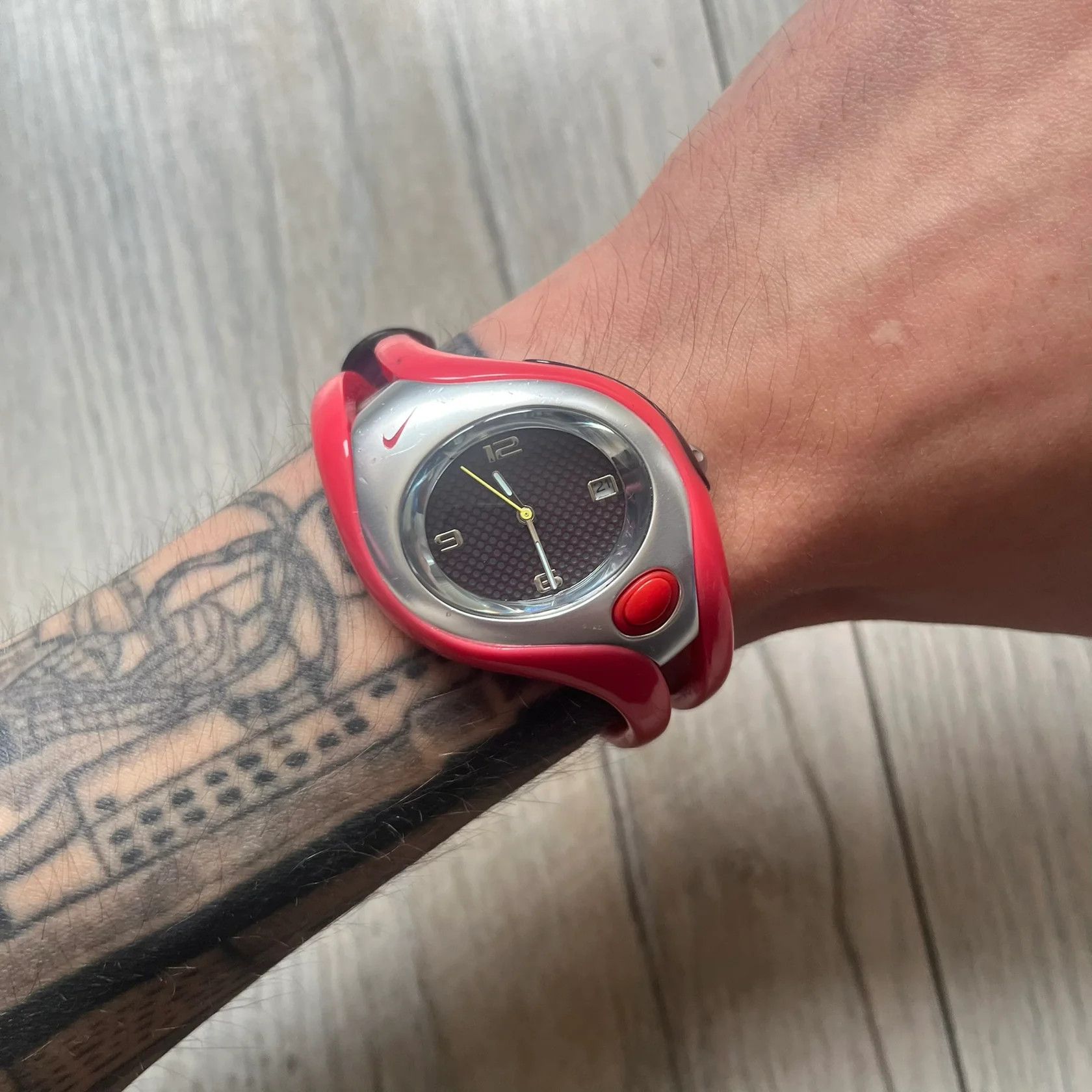 Nike NIKE TRIAX SPORT CHRONOGRAPH(VD57-5000)🧿 | Grailed