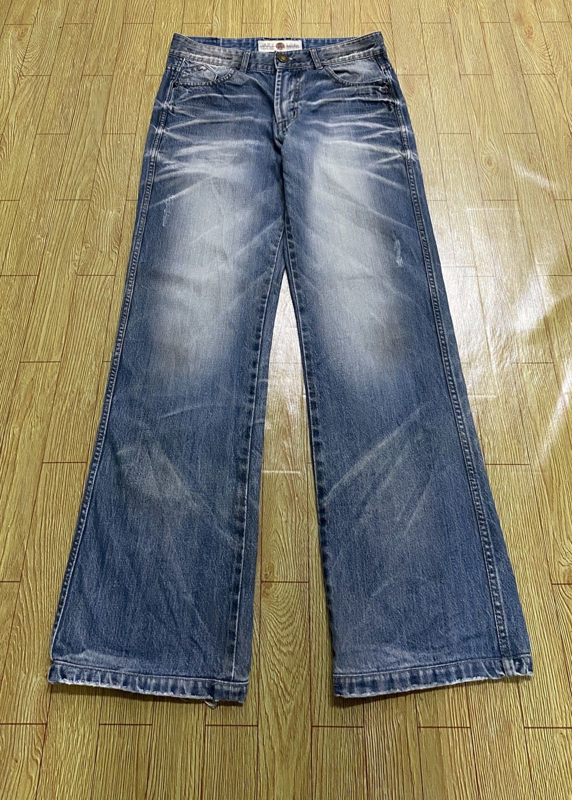 Japanese Brand Rare Design Vintage Japanese Brand Gojeans Jeans 2000s Size US 33 - 1 Thumbnail