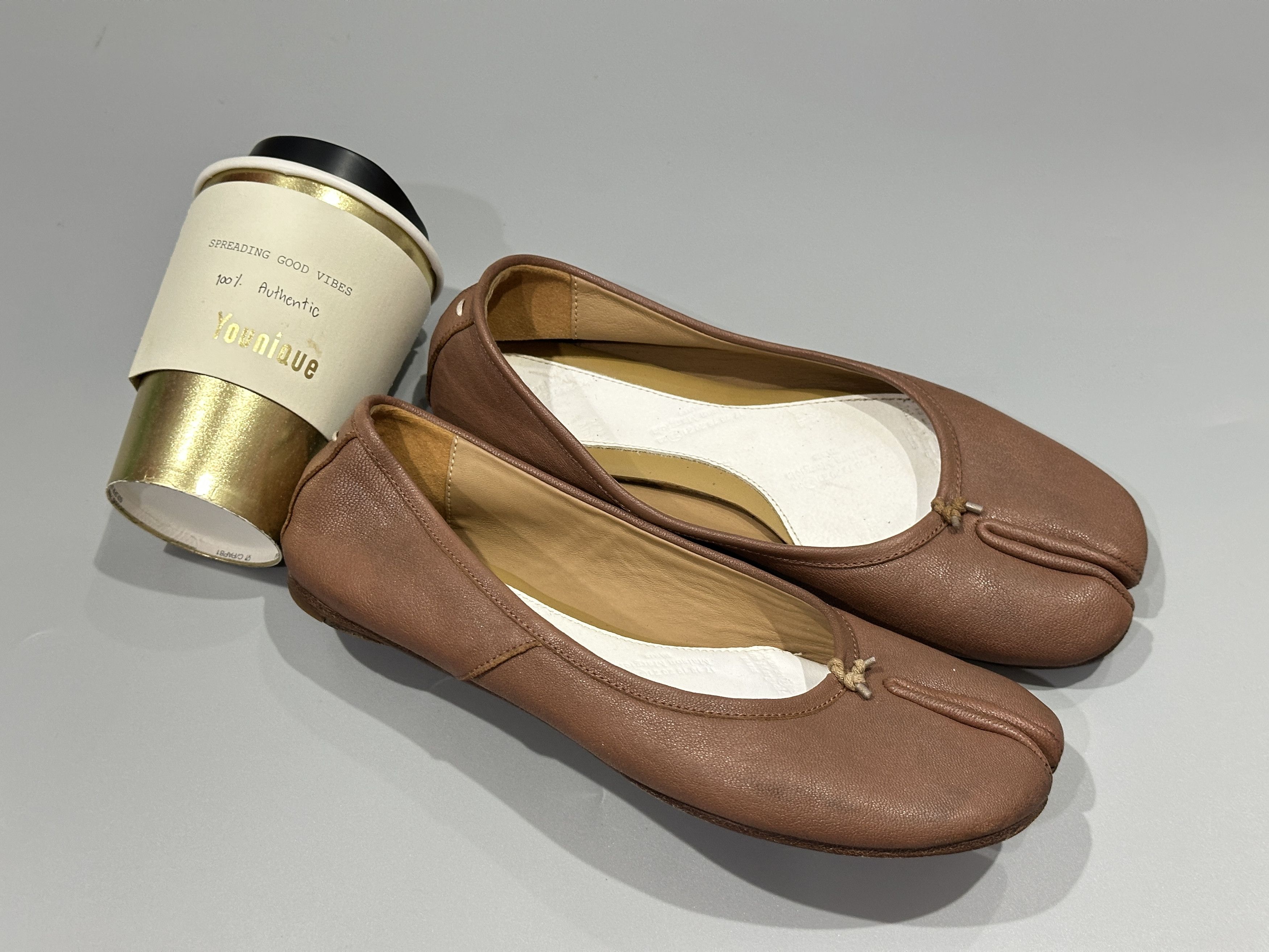 Maison Margiela タビバレエ　37 Maison Margiela Tabi Strap Ballet Shoes Red Size 37 (US:7