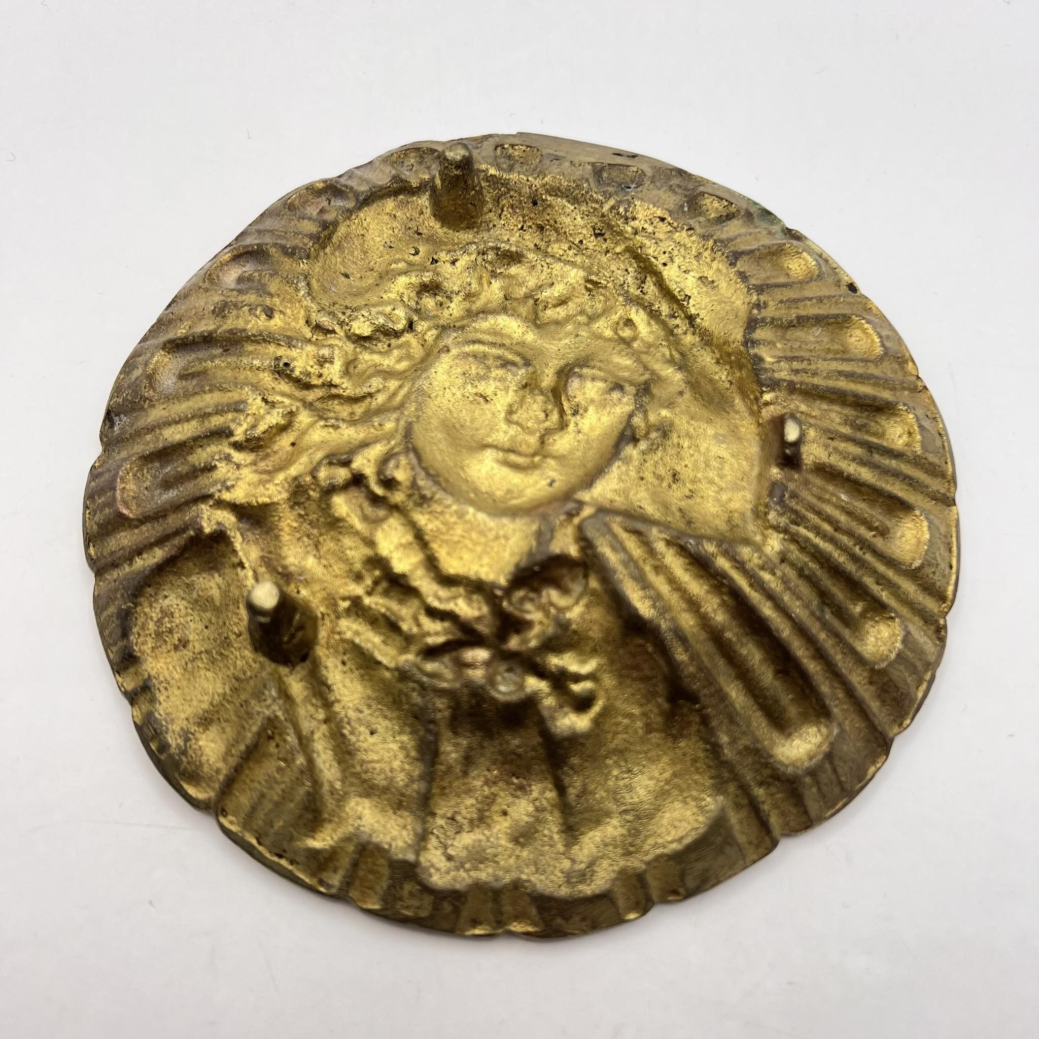 Vintage Heavy Vintage Cast Gilt Bronze Table Ashtray Plate Lady Girl Size ONE SIZE - 6 Thumbnail
