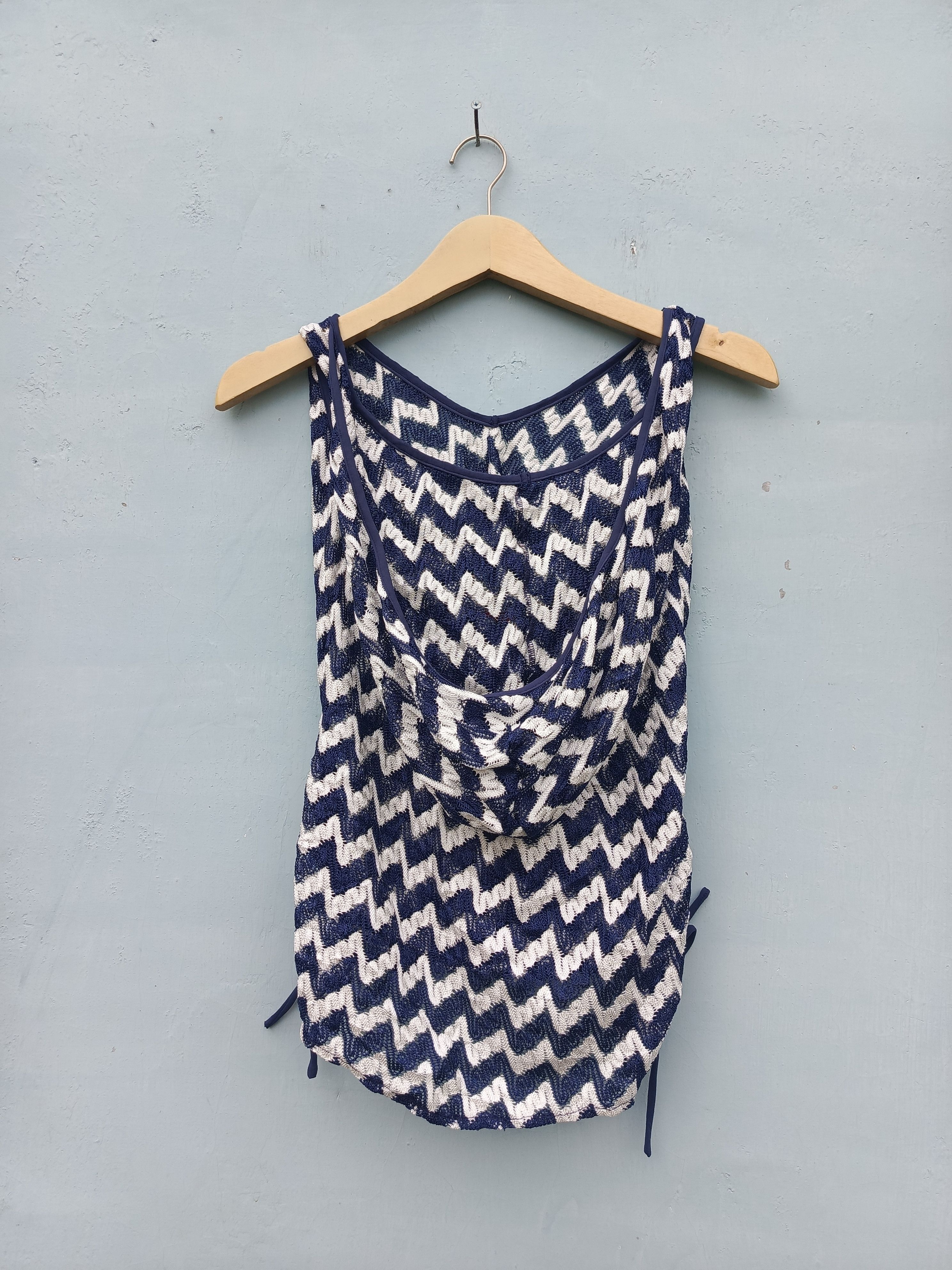 Homespun Knitwear Elle pattern sleeveless tank tops hoodie Size S / US 4 / IT 40 - 5 Thumbnail