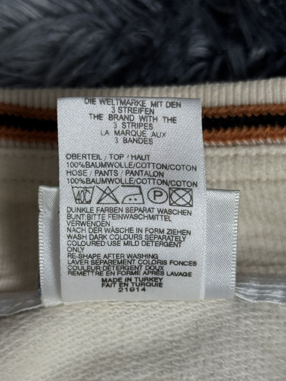 Adidas Adidas – Vintage Jacket – Cream/Off-White – Size M 👕 Size US M / EU 48-50 / 2 - 8 Thumbnail