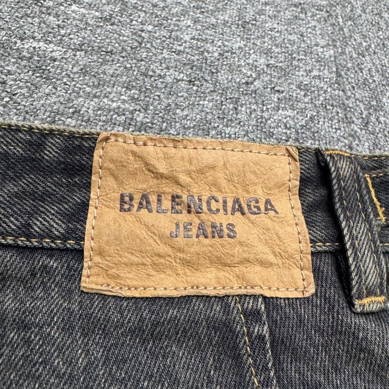 Balenciaga Balenciaga detachable cargo jeans Size US 26 / EU 42 - 4 Thumbnail