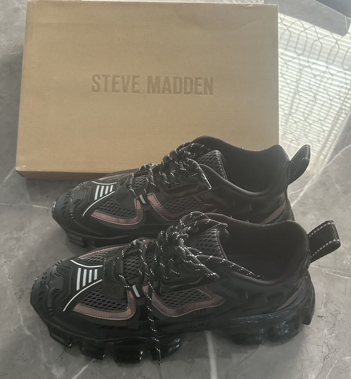 Steve Madden Steve madden mens quantum black size 9 Size US 9 / EU 42 - 3 Thumbnail