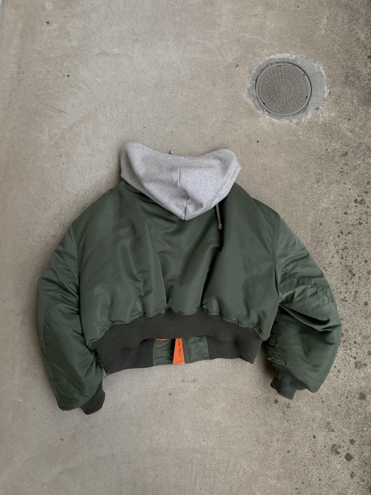 Vetements Vetements Cropped Bomber AW2017 Size US XS / EU 42 / 0 - 5 Thumbnail