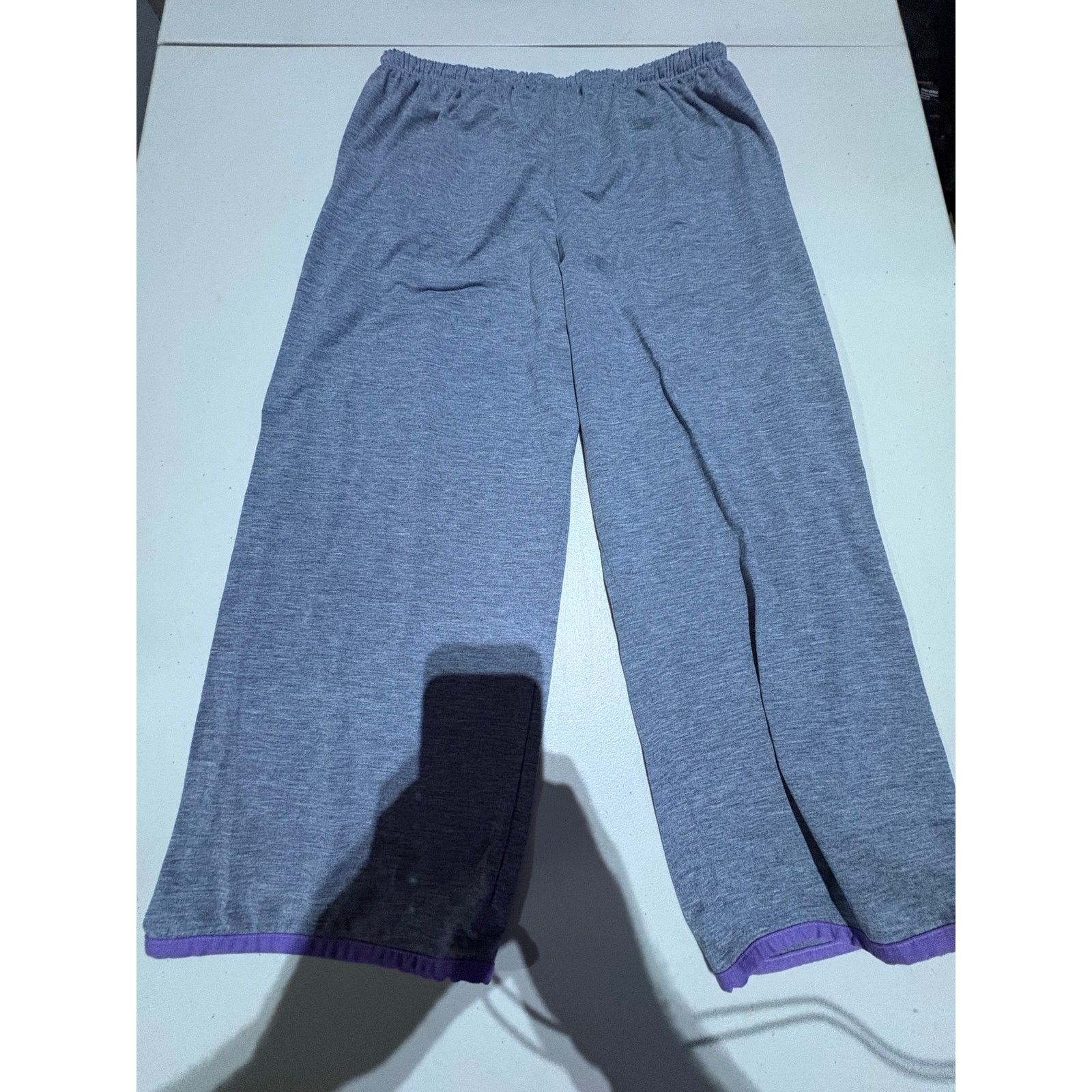 Under Armour Under Armour Women’s Gray Lounge Pants Size Medium Purple Size 30" / US 8 / IT 44 - 5 Thumbnail