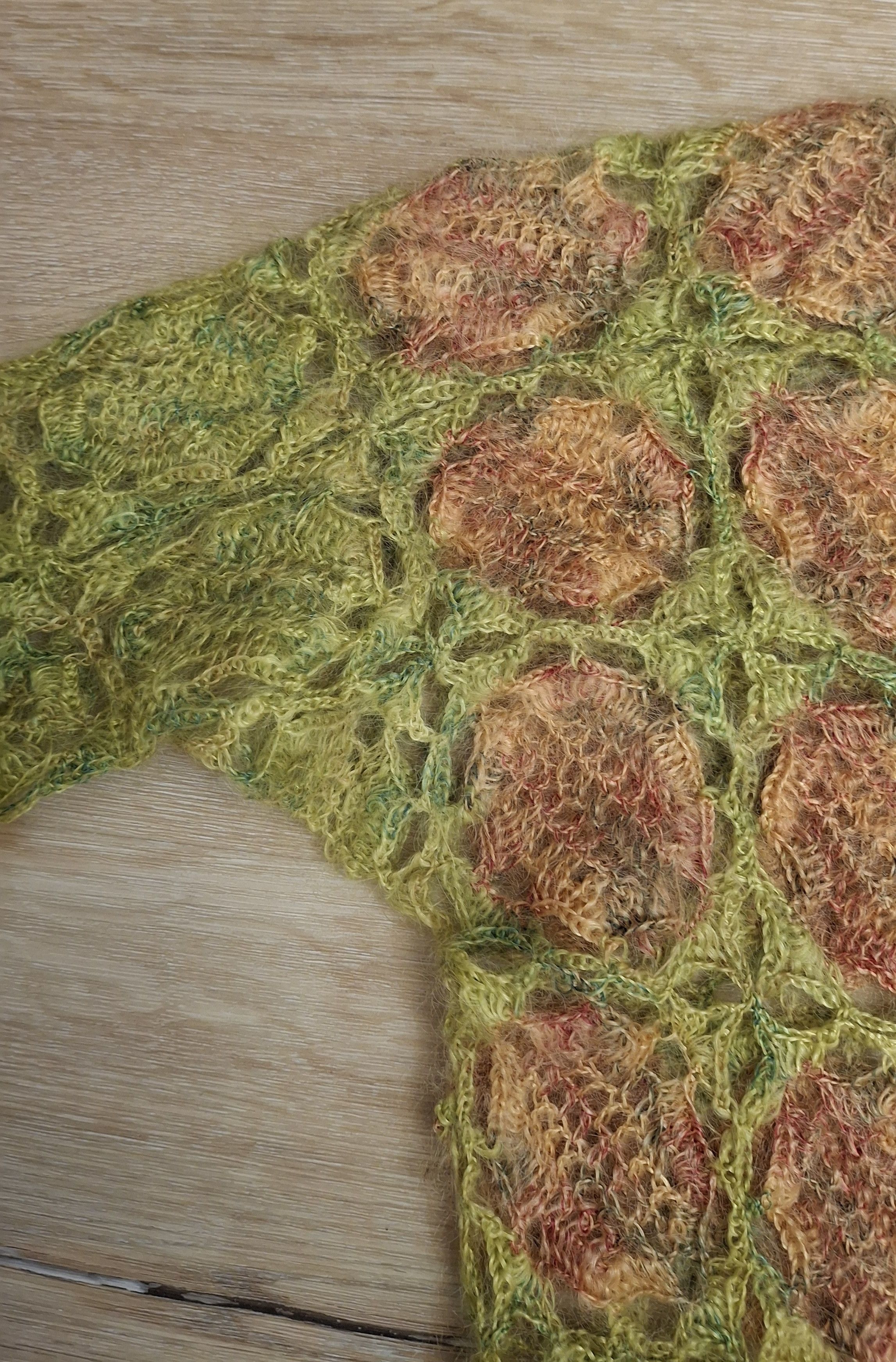 Handmade NWOT Vintage 2000s Mohair Crochet Longsleeve - S/M Size S / US 4 / IT 40 - 21 Thumbnail