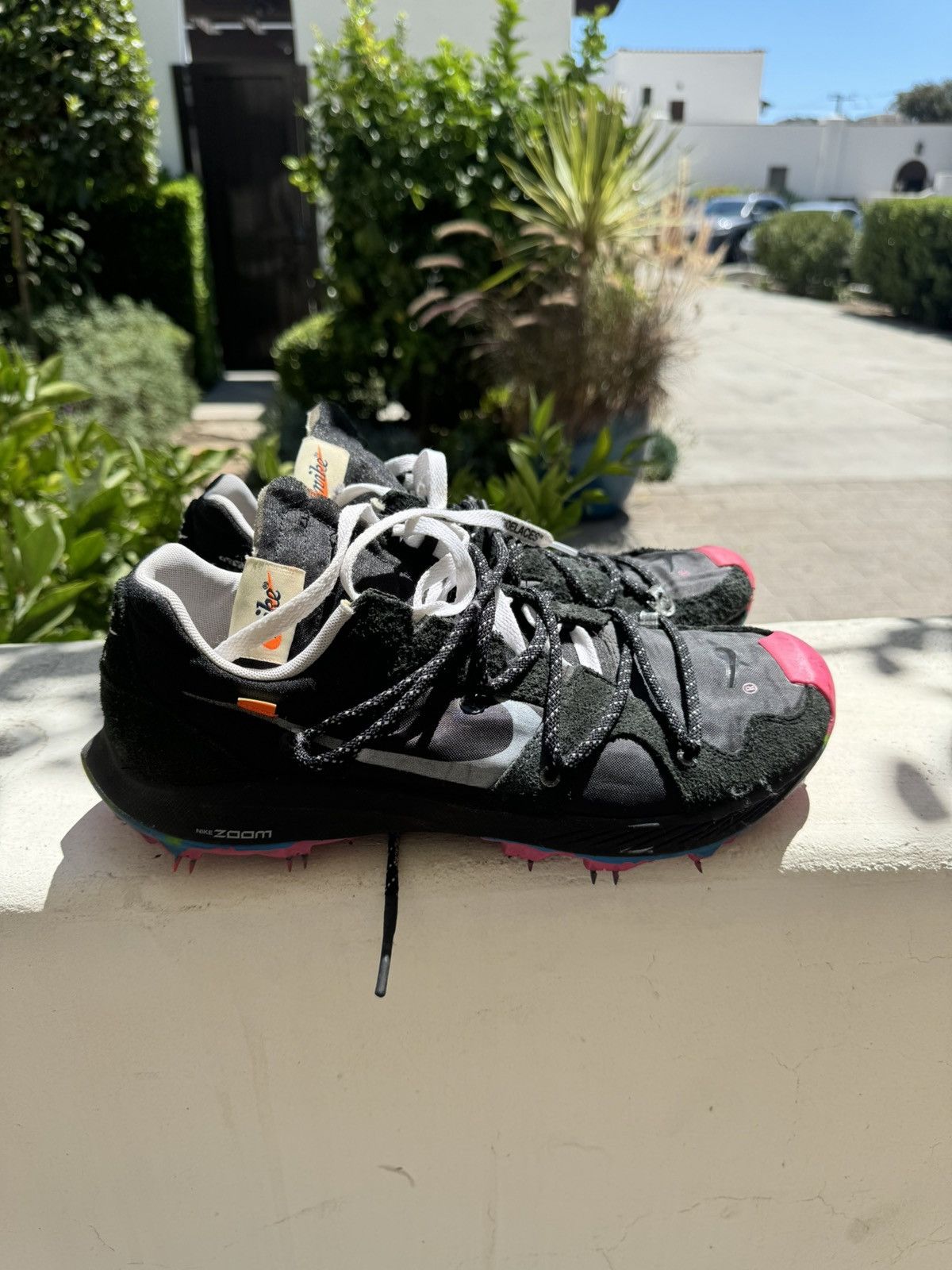 Nike × Off-White Nike Zoom Kerra Tiger 5 Size US 10.5 / EU 43-44 - 2 Thumbnail
