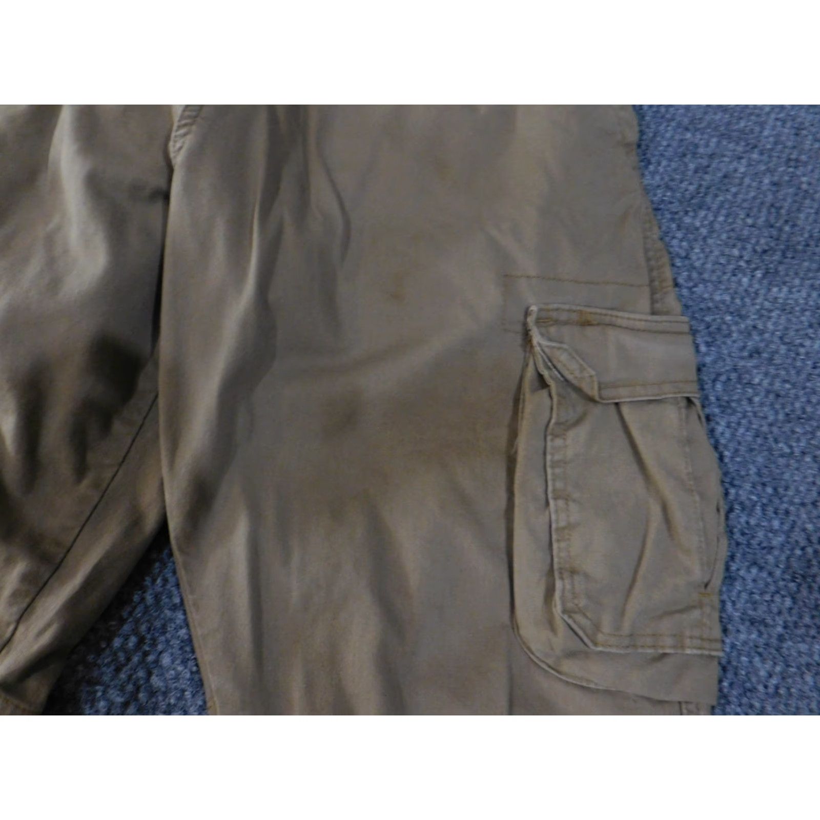 Wrangler Wrangler Cargo Pants Mens 38x32 Khaki Regular Tapered Beige Outdoors Utility Pants straight leg Workwear Casual 38x32 Mens Beige Cargo Pants Wrangler Size US 38 / EU 54 - 4 Thumbnail