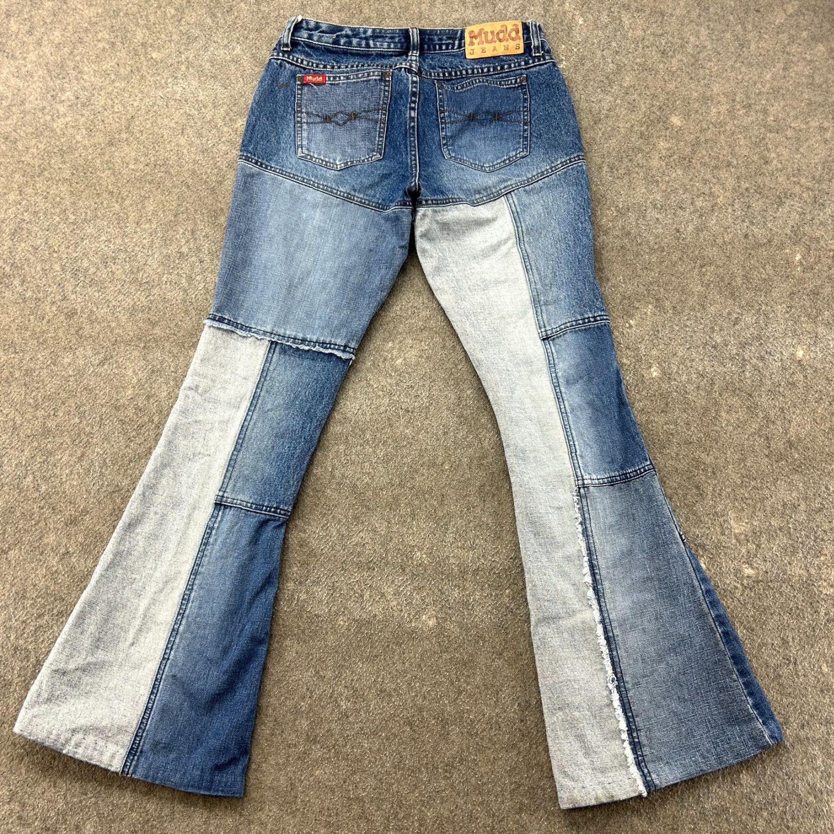 Bell VINTAGE Mudd Jeans Womens 5 Denim Bell Bottom Flare Patchwork Low Rise 90s Blue Size 27" / US 4 / IT 40 - 6 Thumbnail