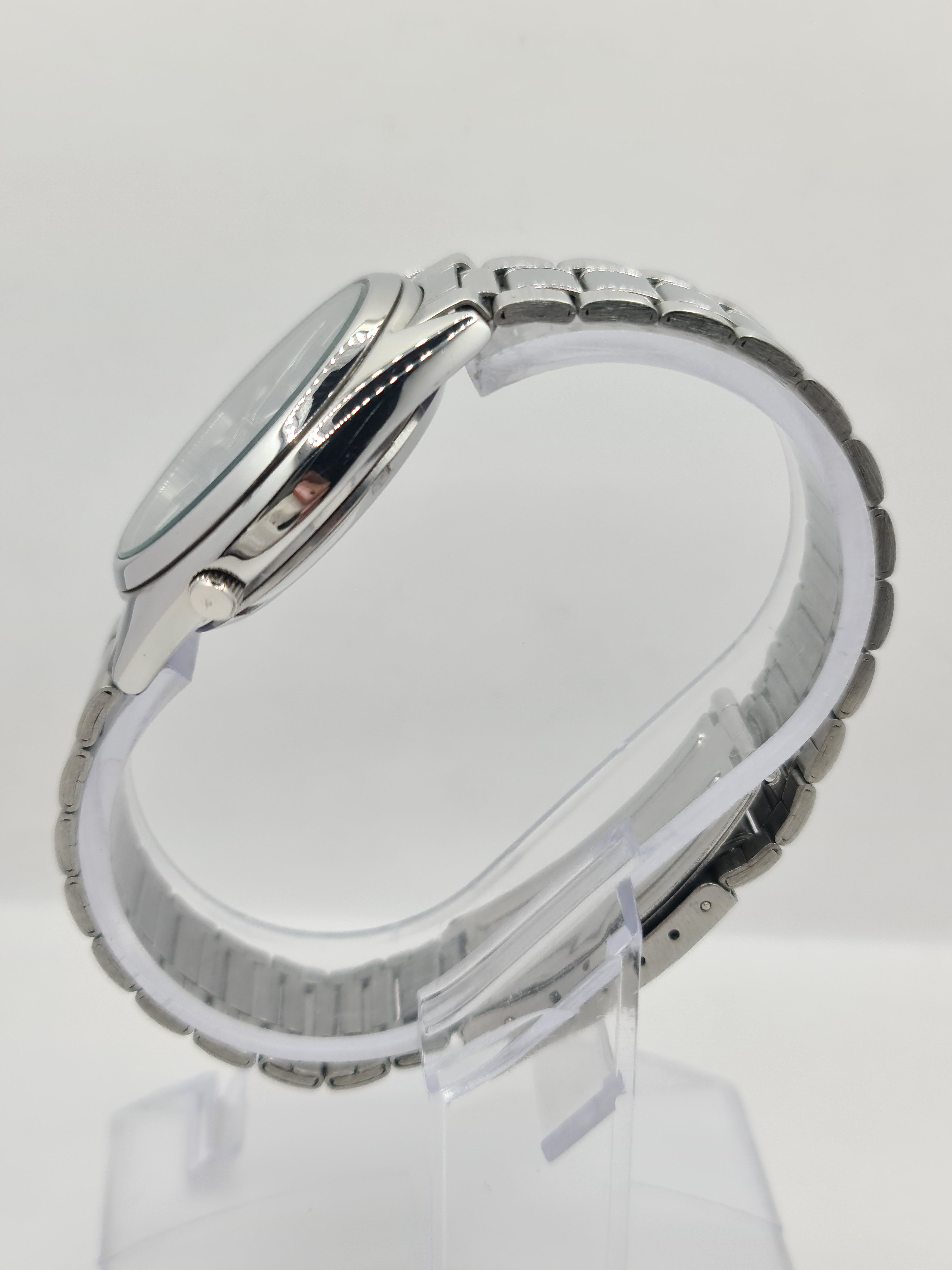Seiko Seiko 5 Automatic Wrist Watch 17 Jewels Day/Date Japan Size 36 - 6 Thumbnail